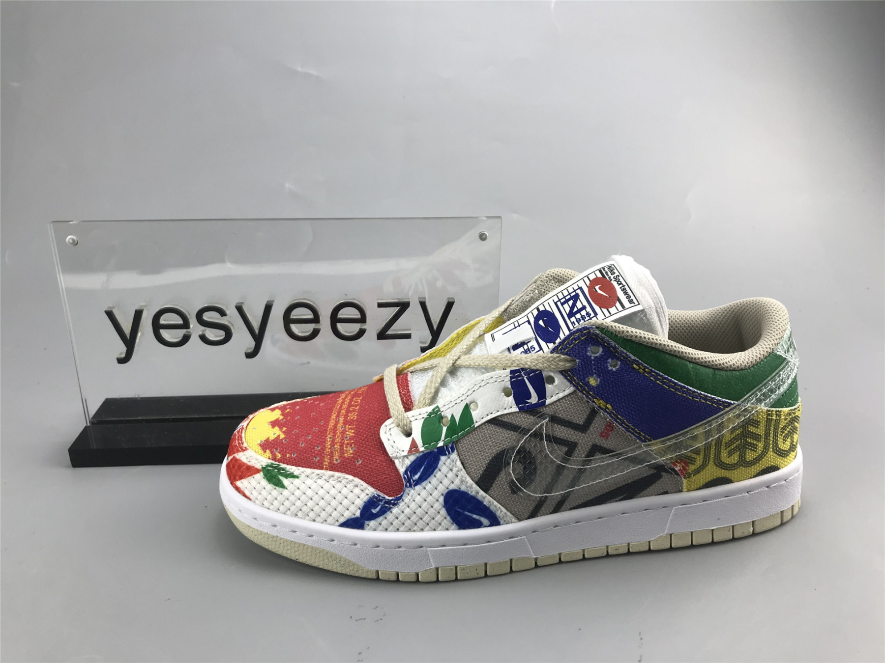 UA NIKE DUNK LOW 