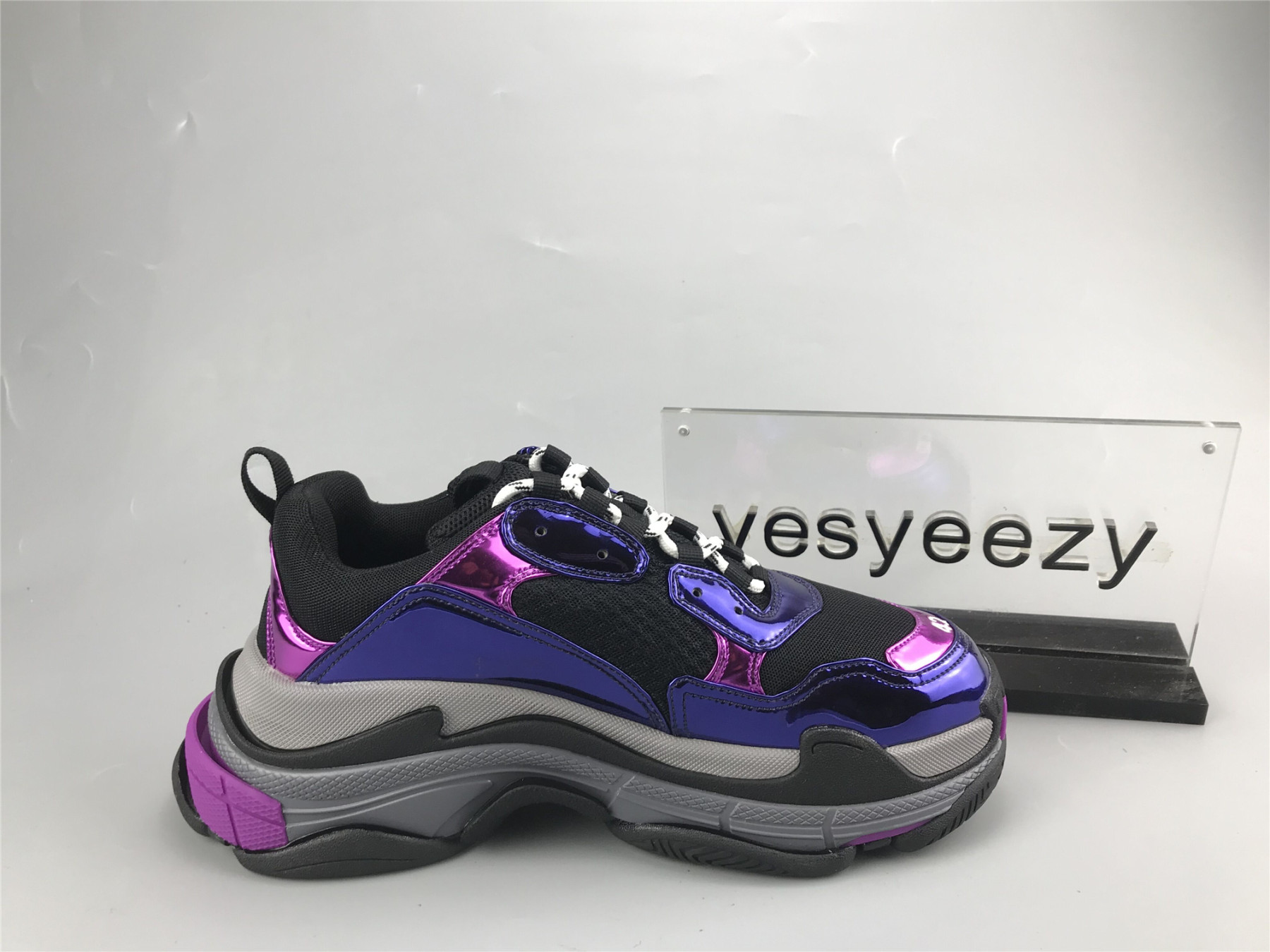 UA TRIPLE S SNEAKER BRIGHT PURPLISH RED