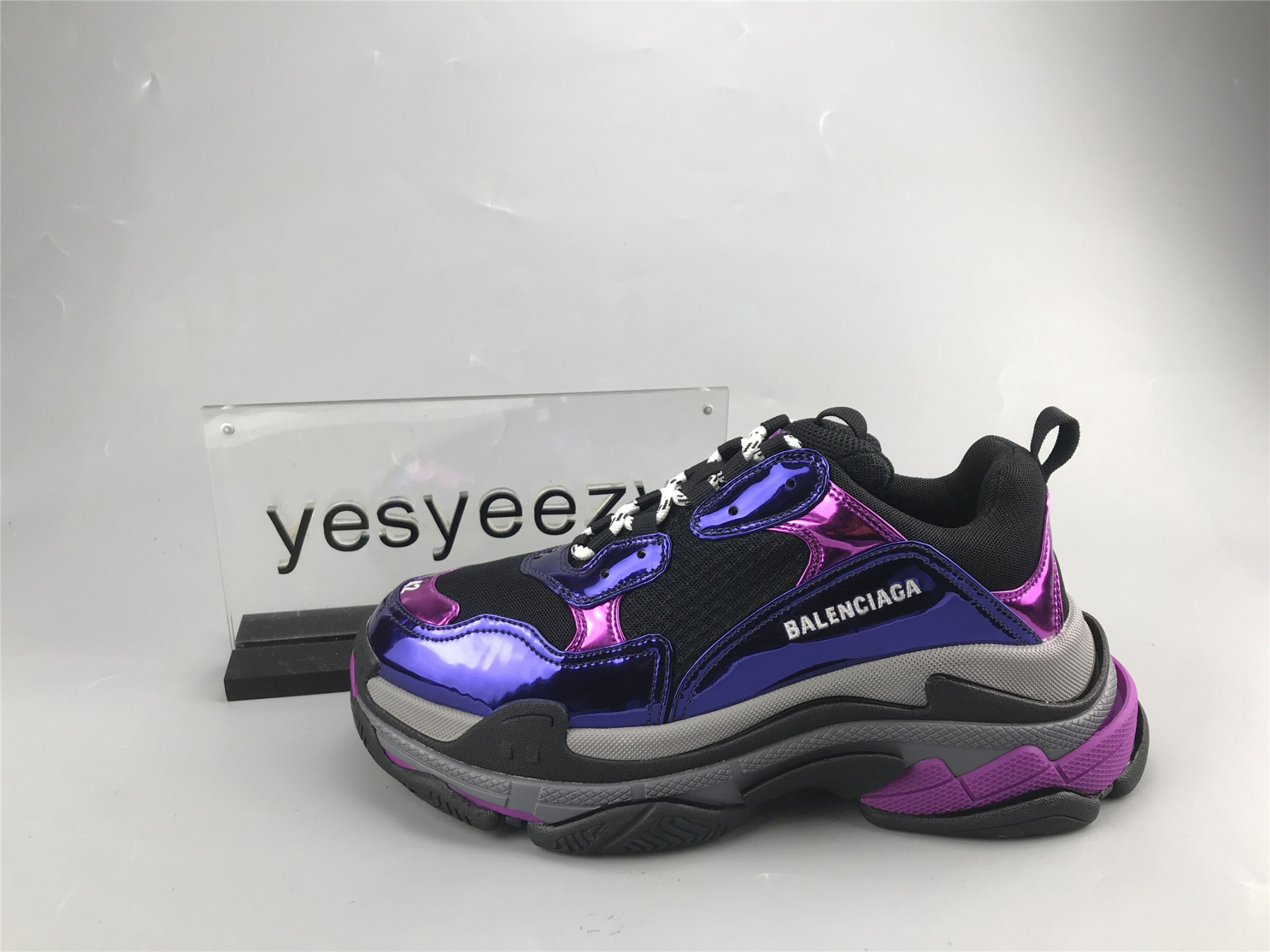 UA TRIPLE S SNEAKER BRIGHT PURPLISH RED