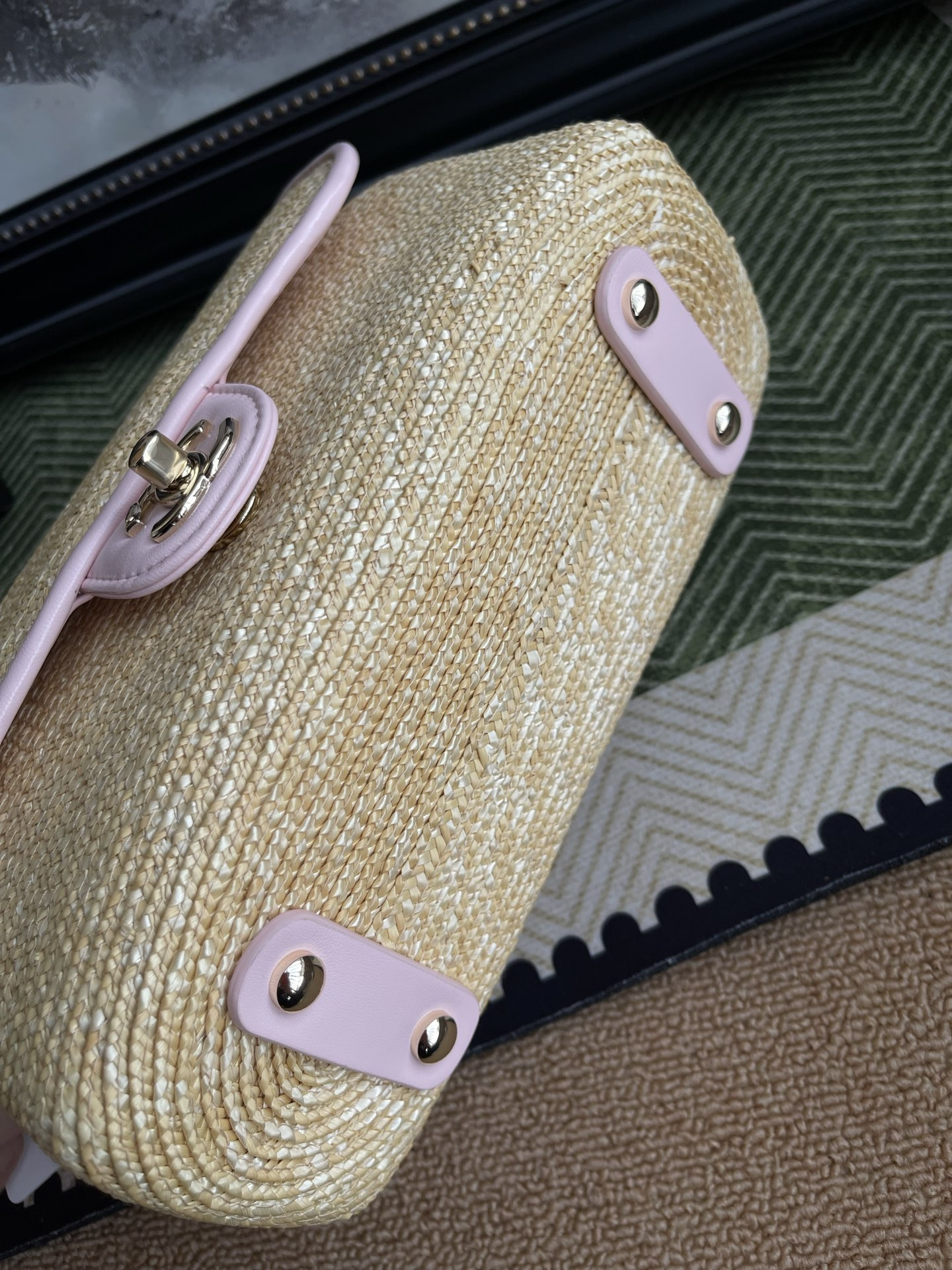 Ch**el flap bag as6017 23x14.5x6cm