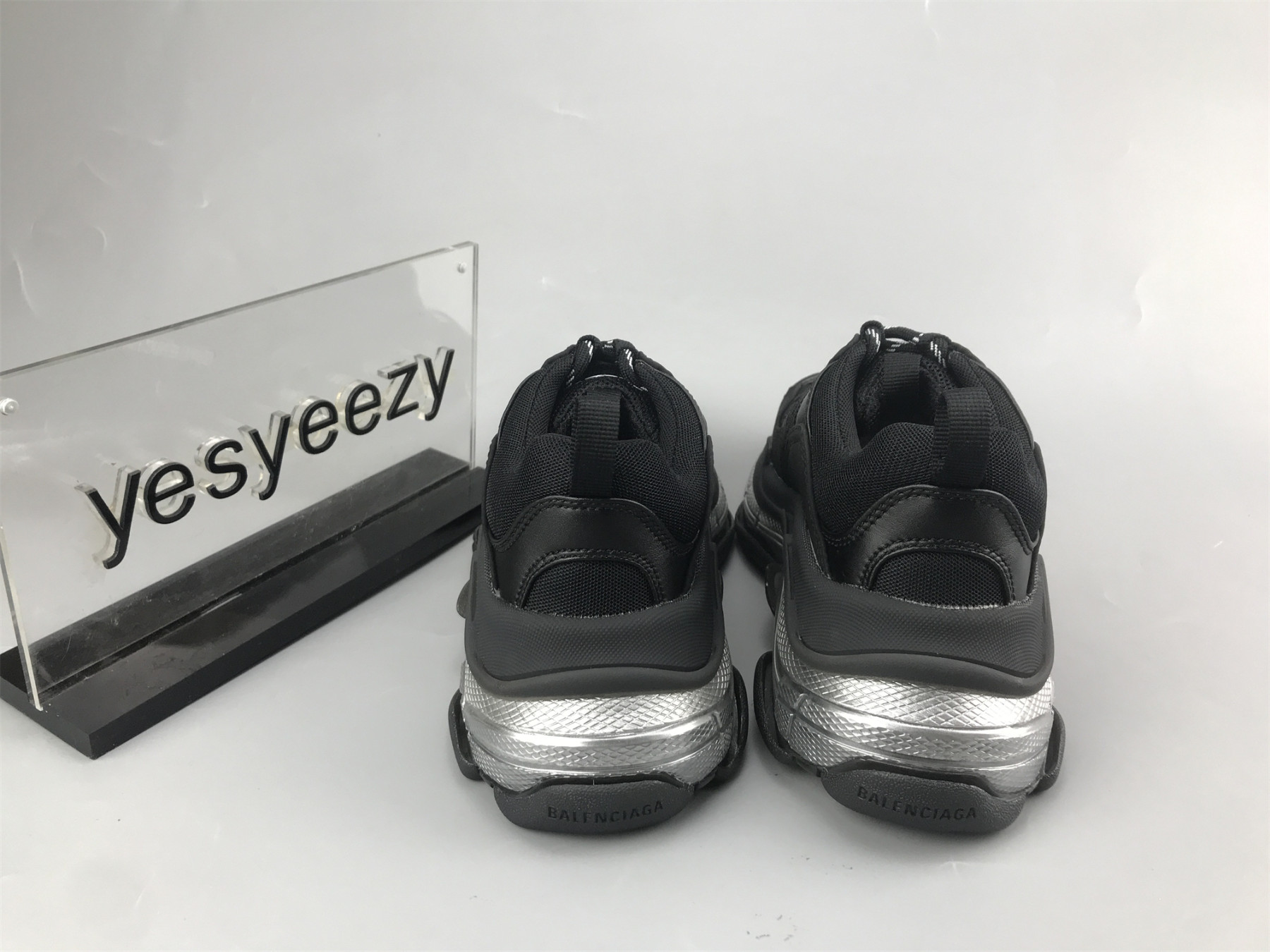 UA TRIPLE S CLEAR SOLE BLACK SILVER