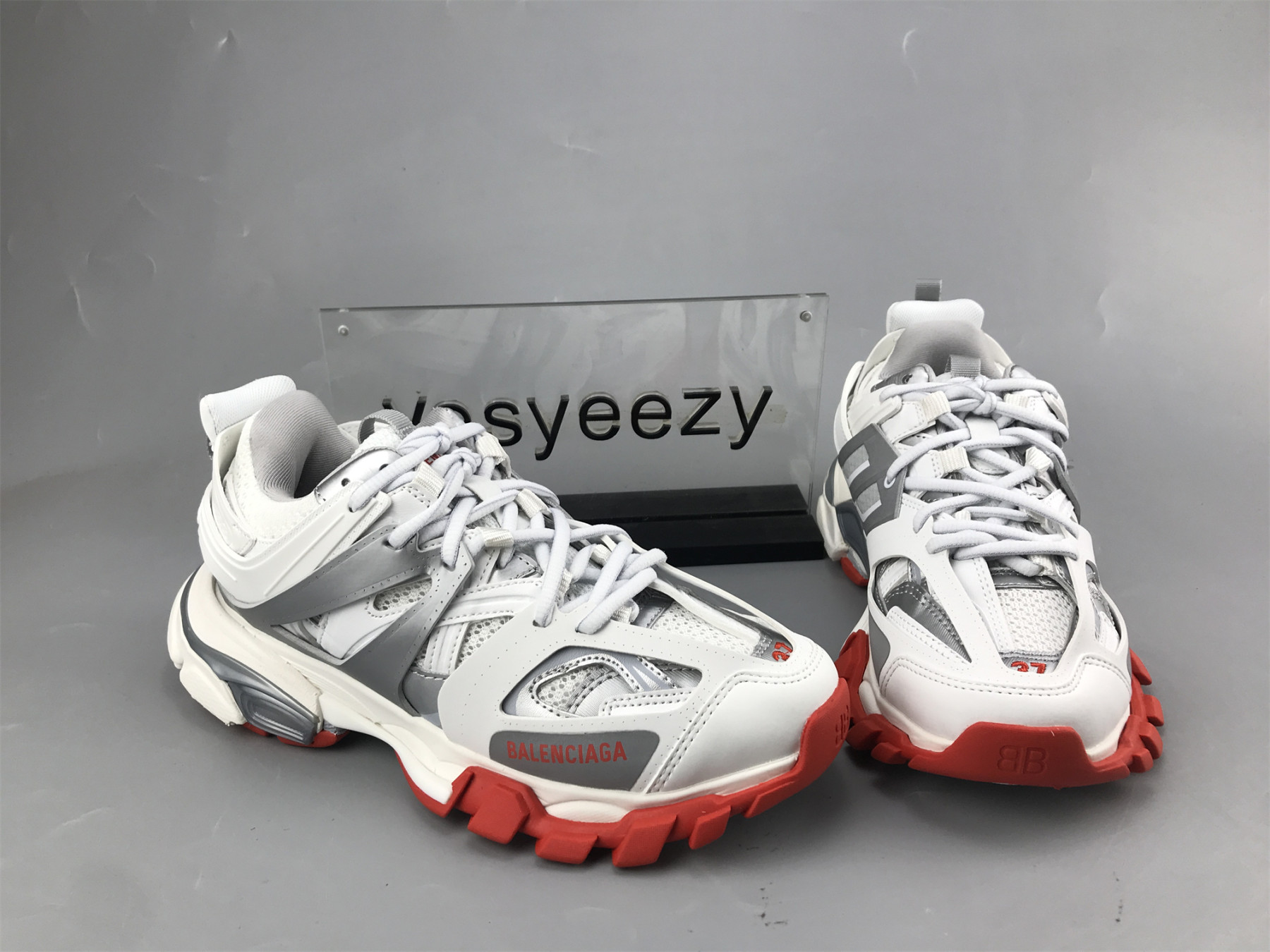 UA TRACK SNEAKER WHITE GREY RED