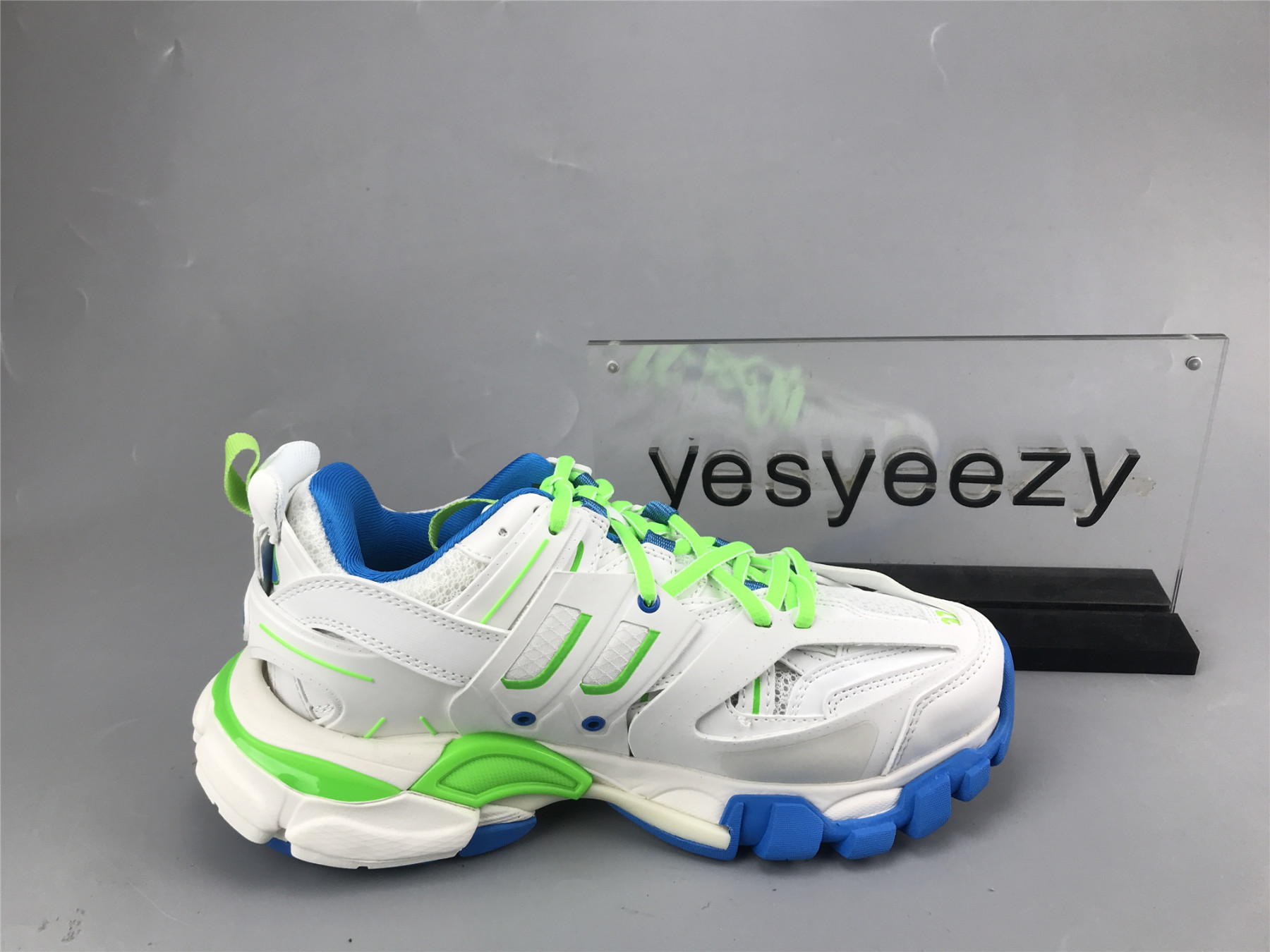 UA TRACK SNEAKER WHITE BLUE GREEN