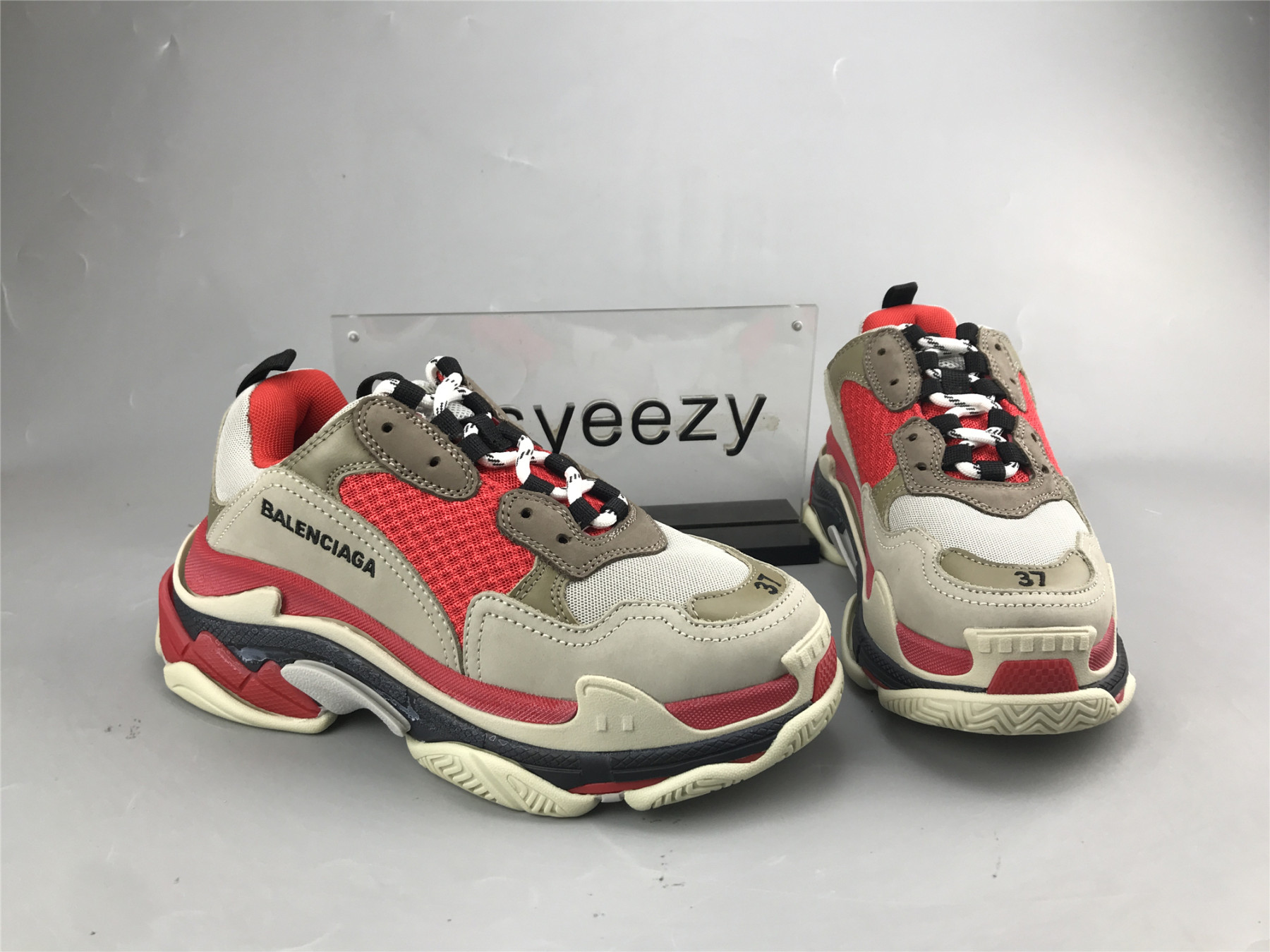 UA TRIPLE S CLEAR SOLE GREY RED