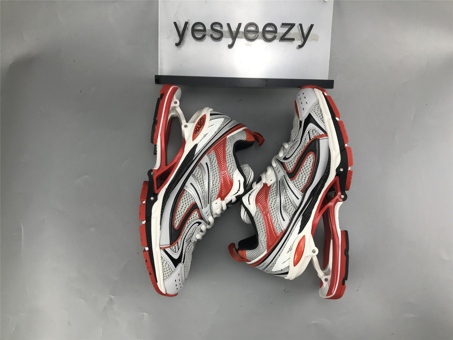 UA X-PANDER ORANGE GREY