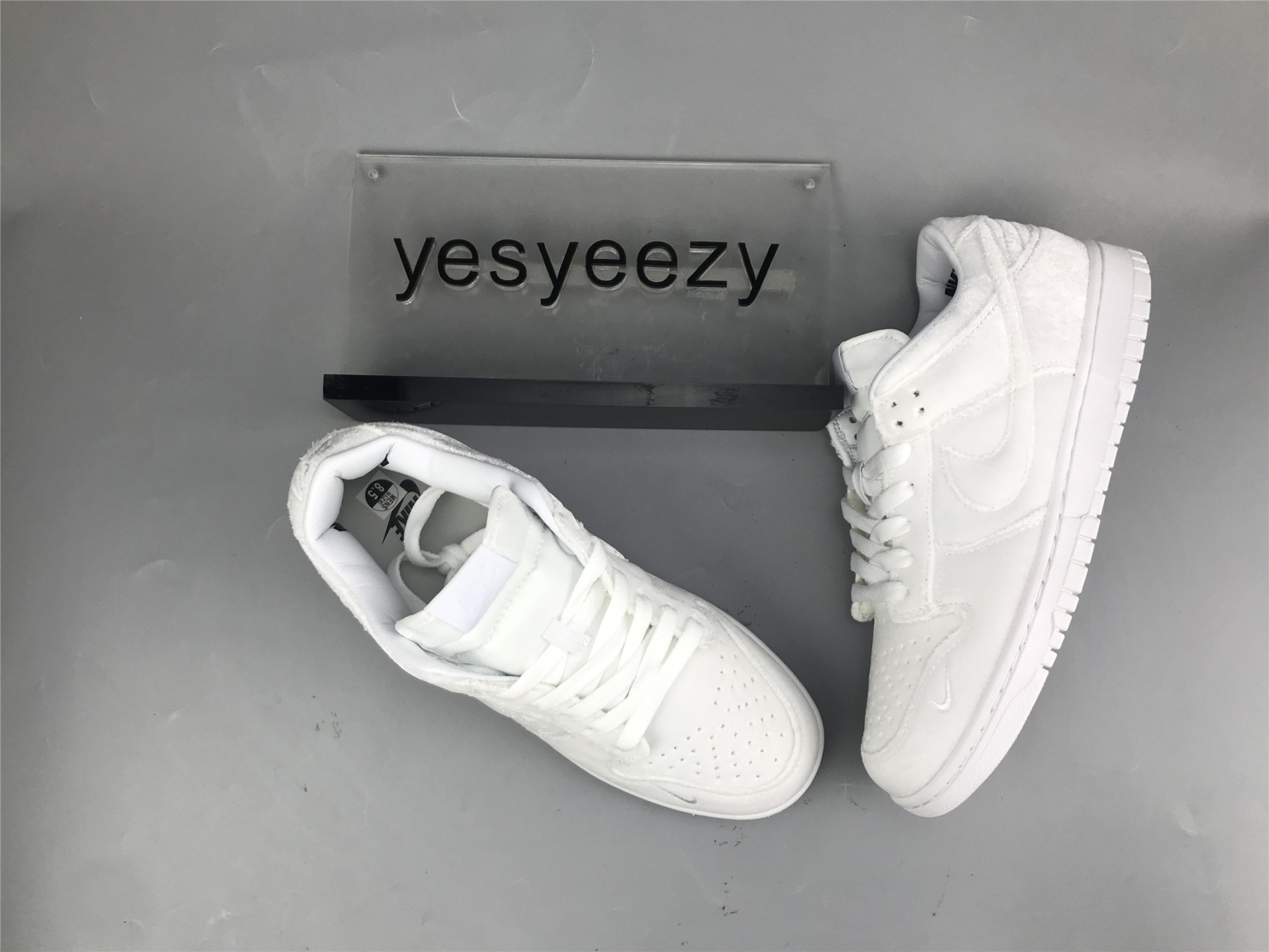 UA DOVER STREET MARKET X DUNK LOW