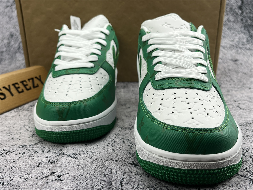 UA NIKE X LV AIR FORCE 1 LOW 