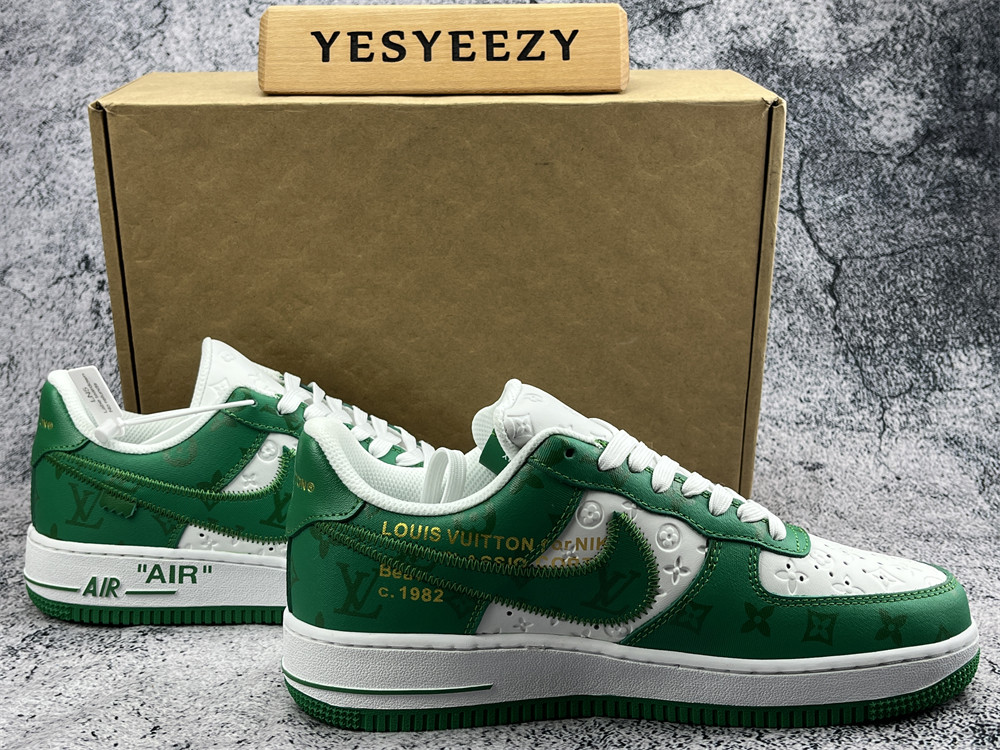 UA NIKE X LV AIR FORCE 1 LOW 