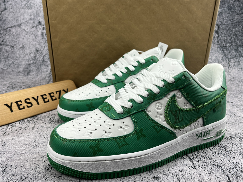 UA NIKE X LV AIR FORCE 1 LOW 