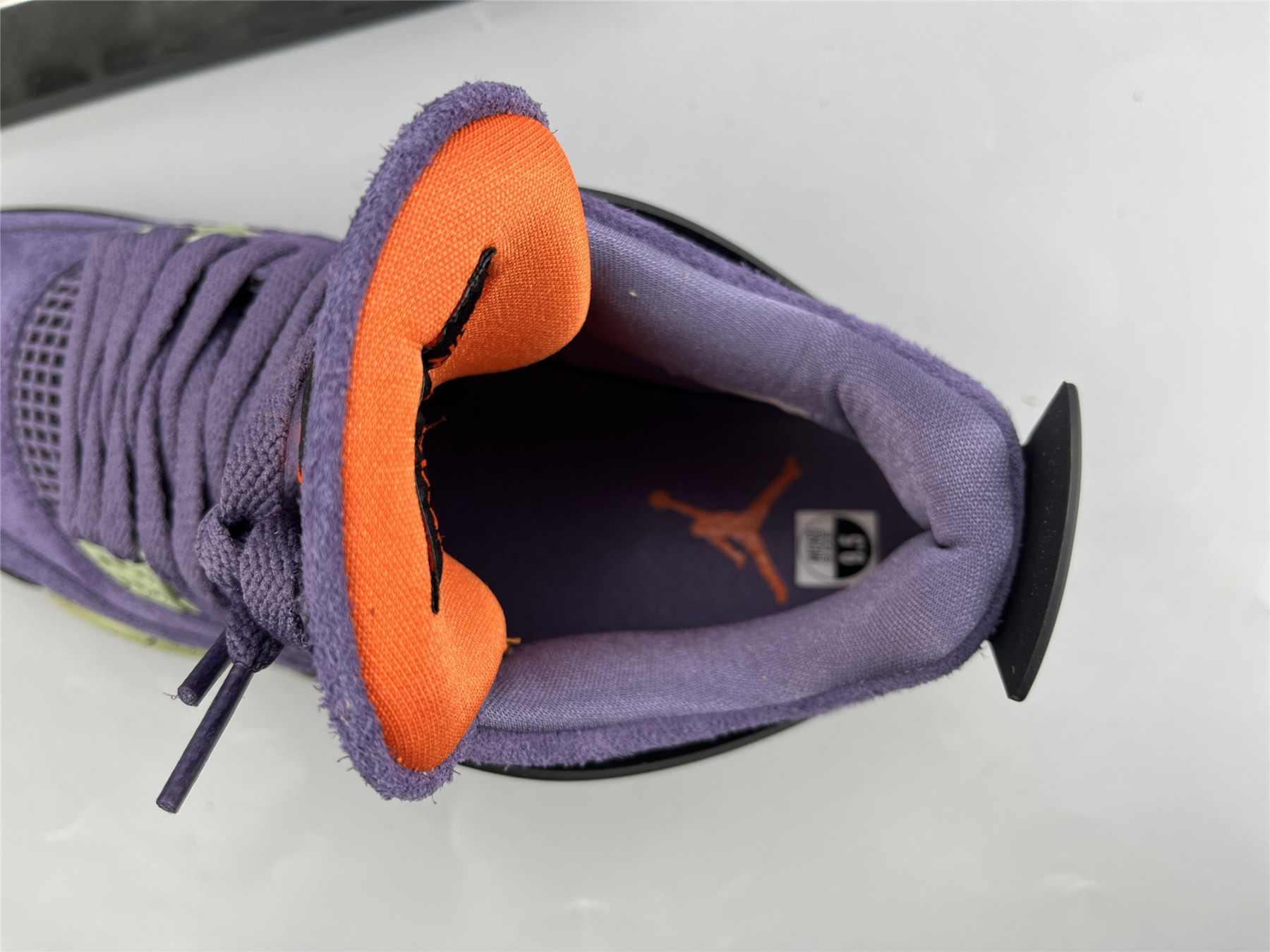 UA WMNS AIR JORDAN 4 RETRO 
