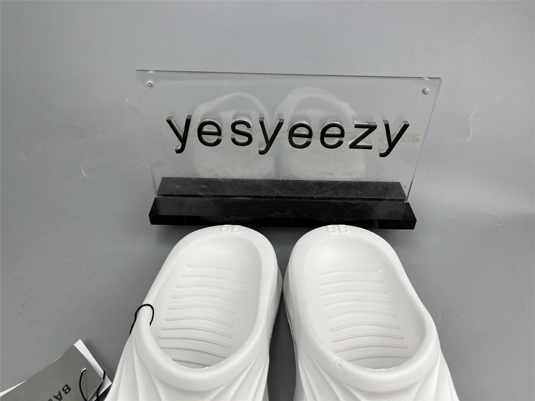 UA MOLD SLIDE WHITE