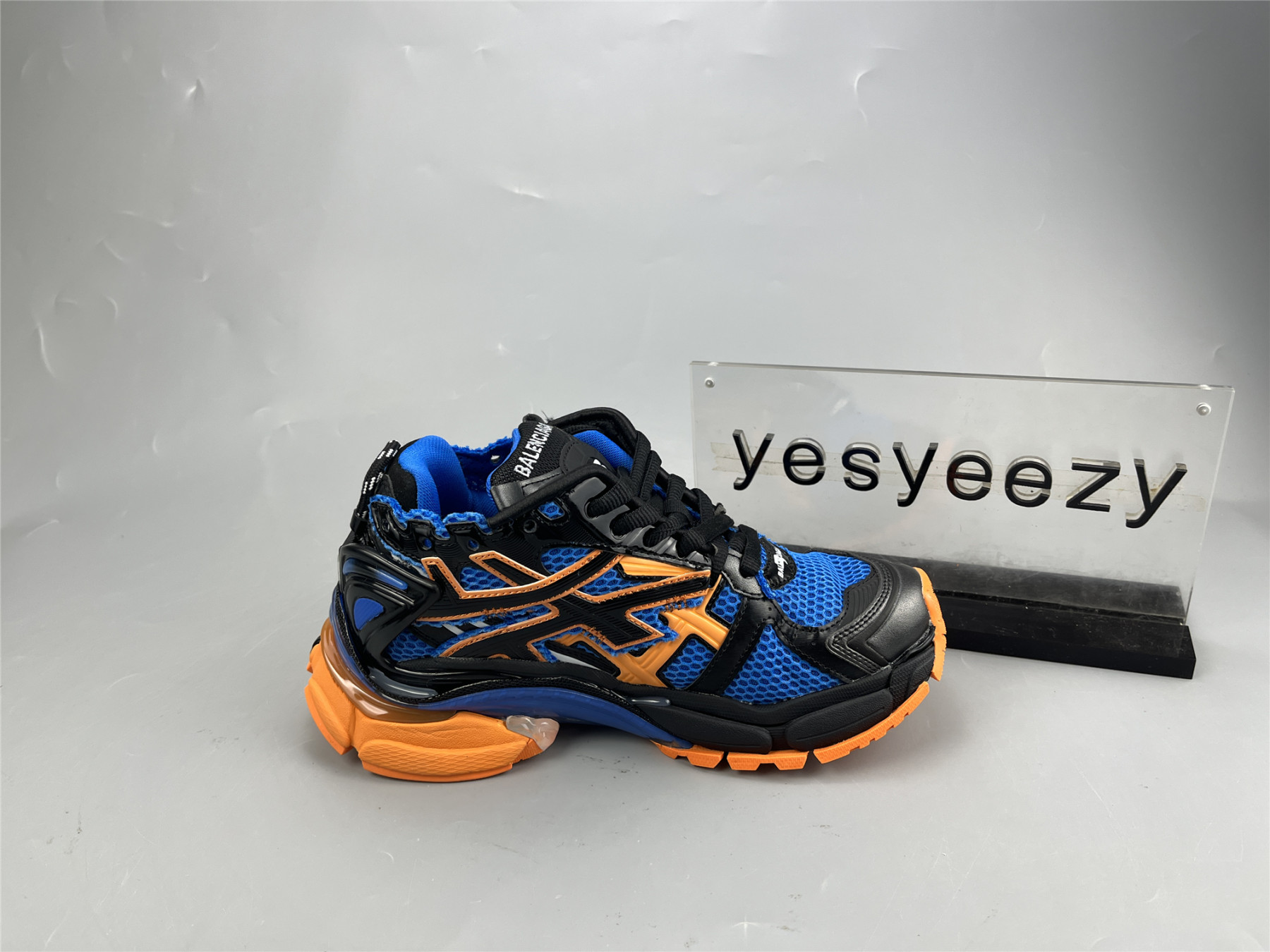 UA RUNNER ROYAL ORANGE