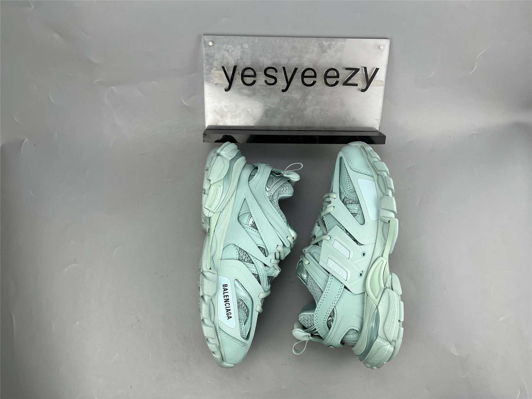 UA TRACK SNEAKER ICE BLUE