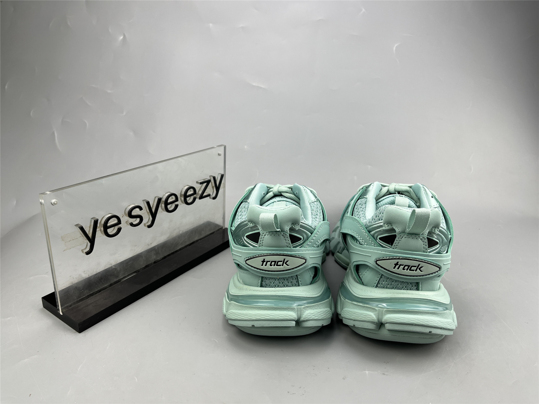 UA TRACK SNEAKER ICE BLUE