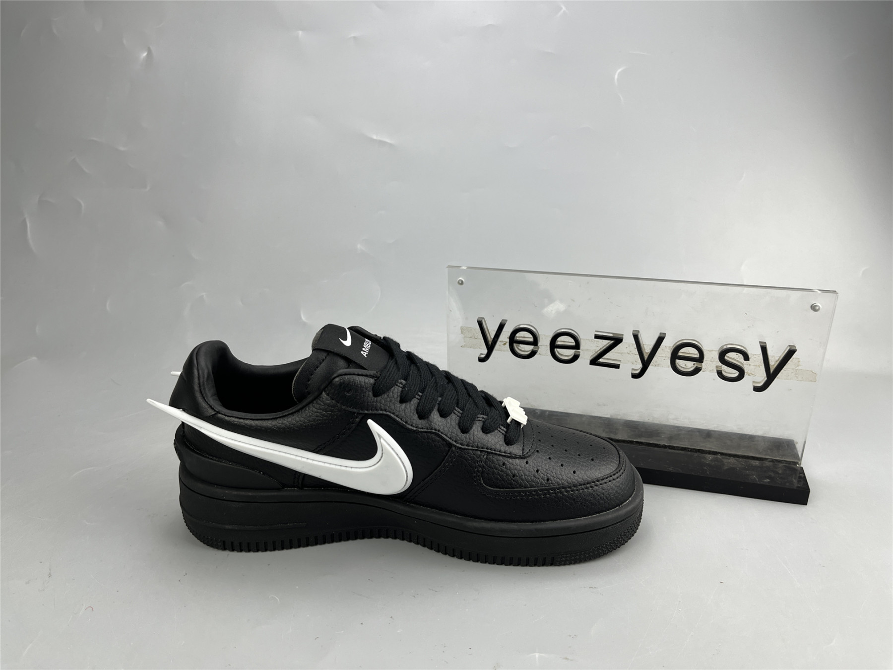 UA NIKE AMBUSH X AIR FORCE 1 LOW 