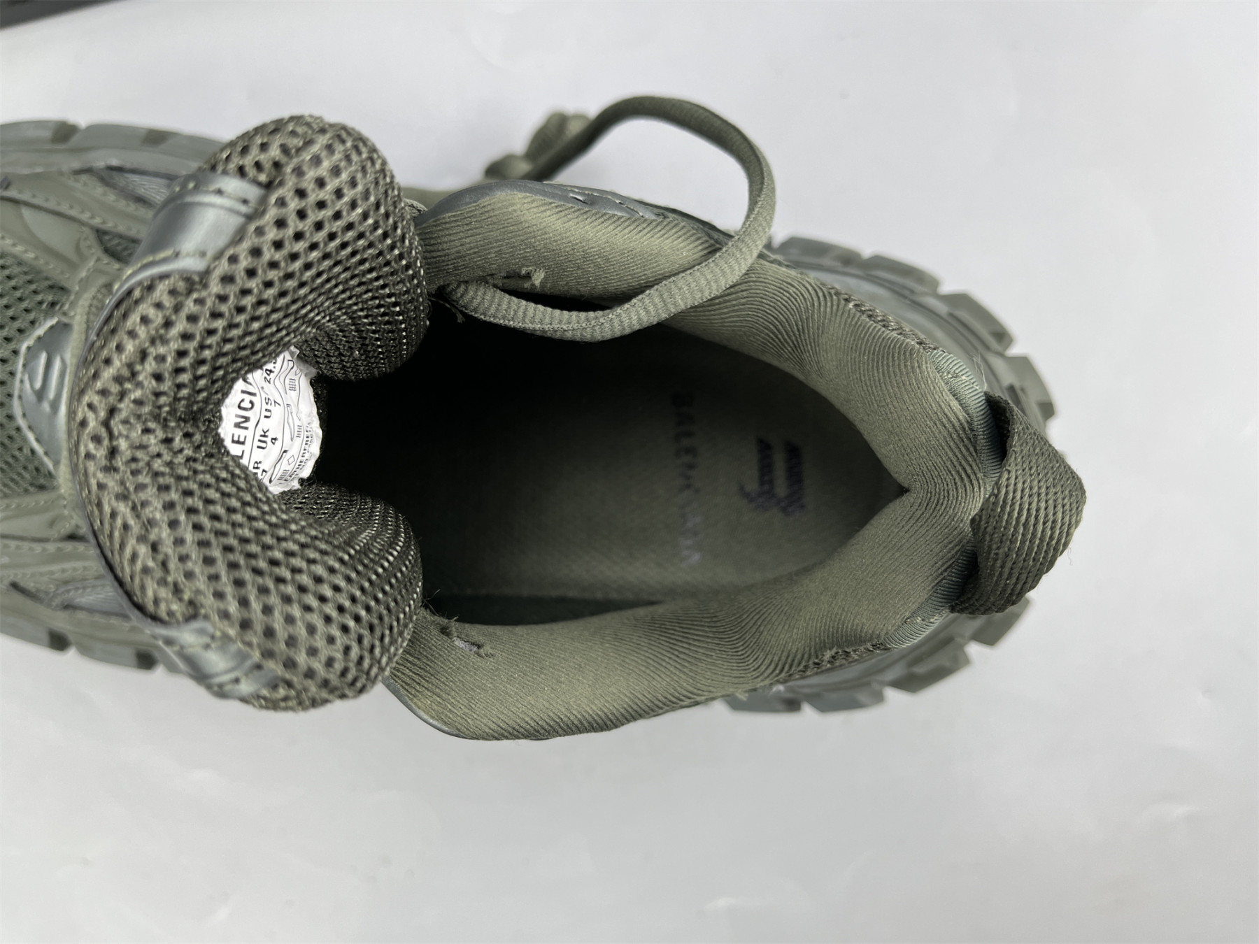 UA DEFENDER KAKI