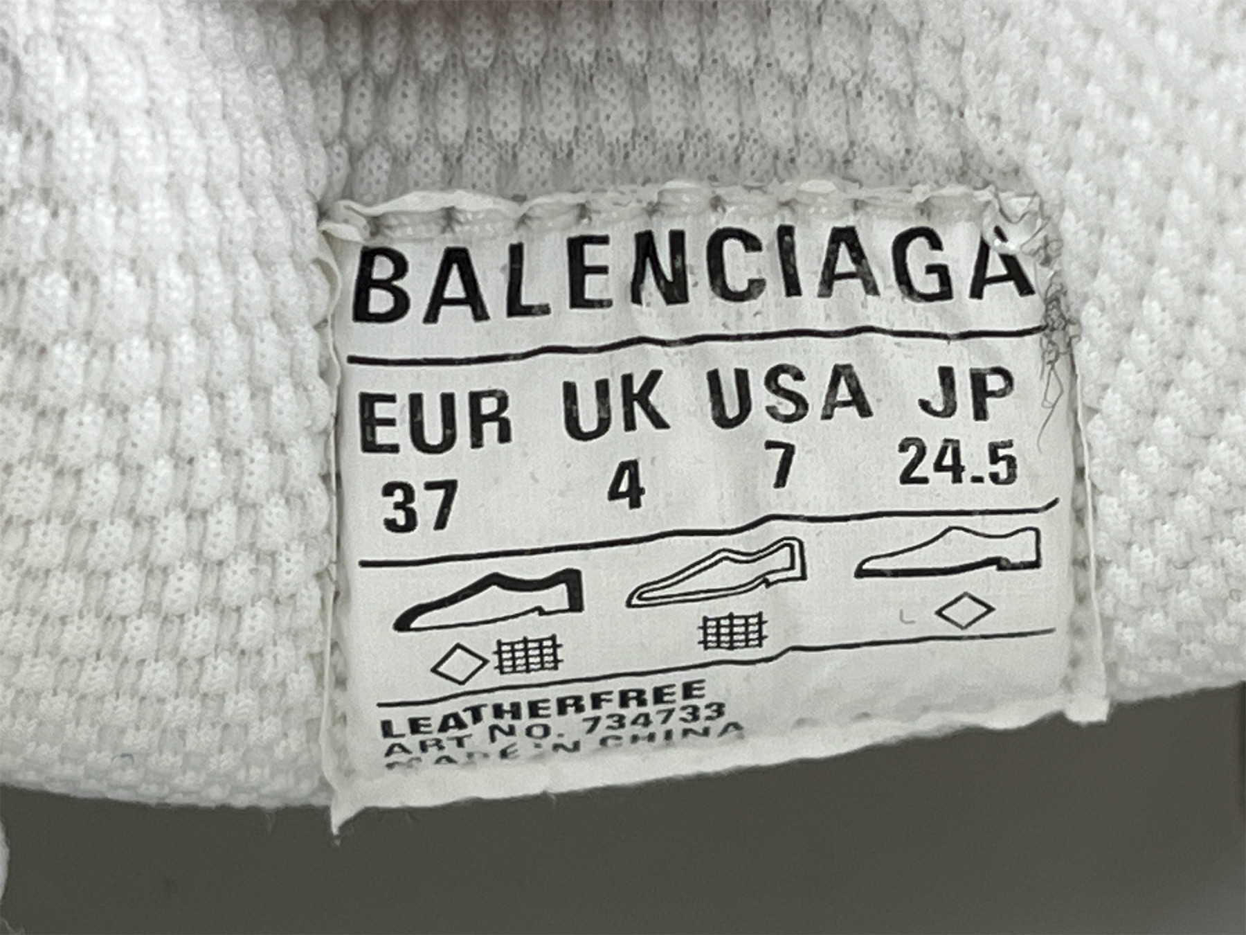 UA RUNNER WHITE RED