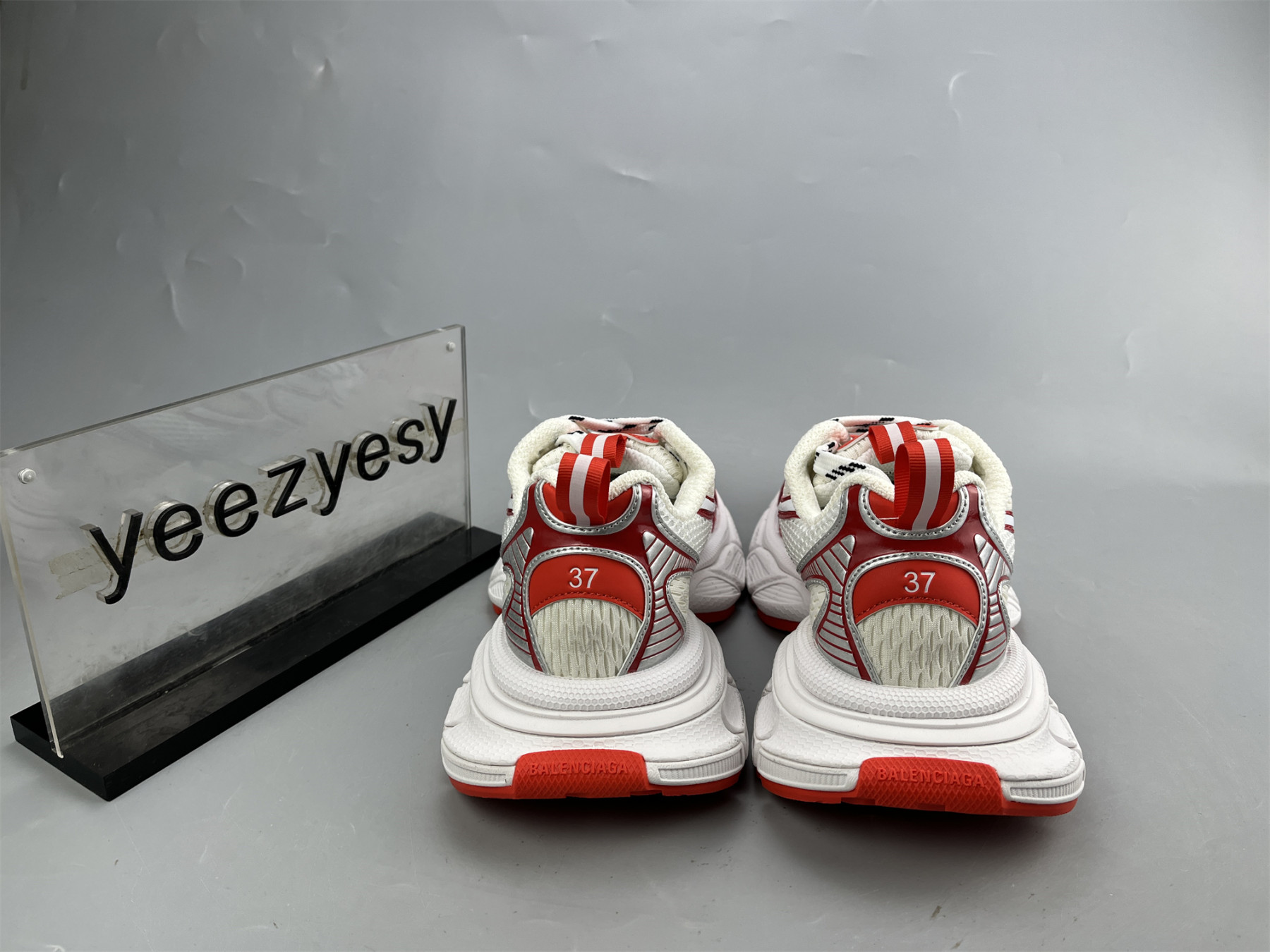 UA RUNNER WHITE RED