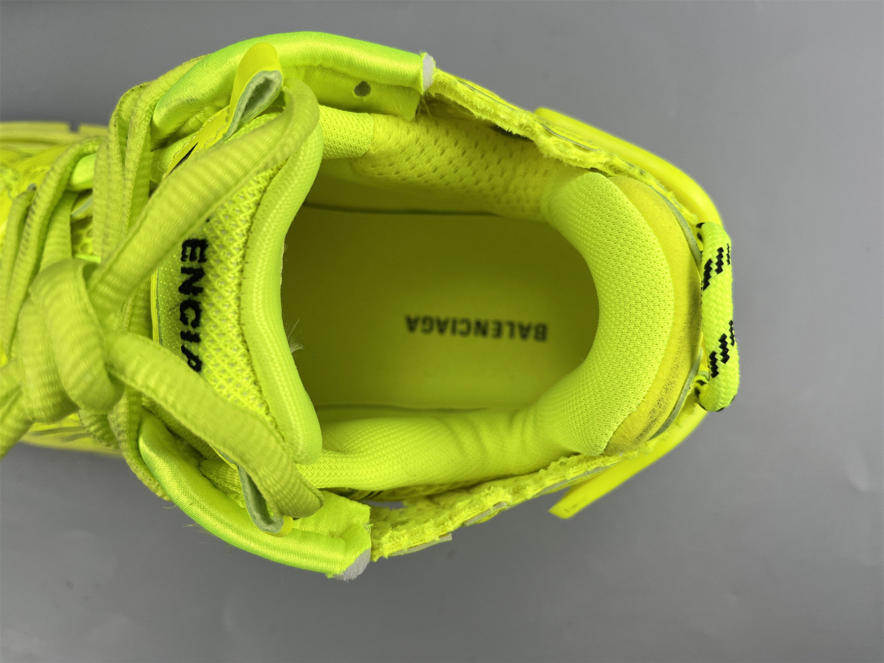 UA RUNNER FLUO YELLOW BLACK