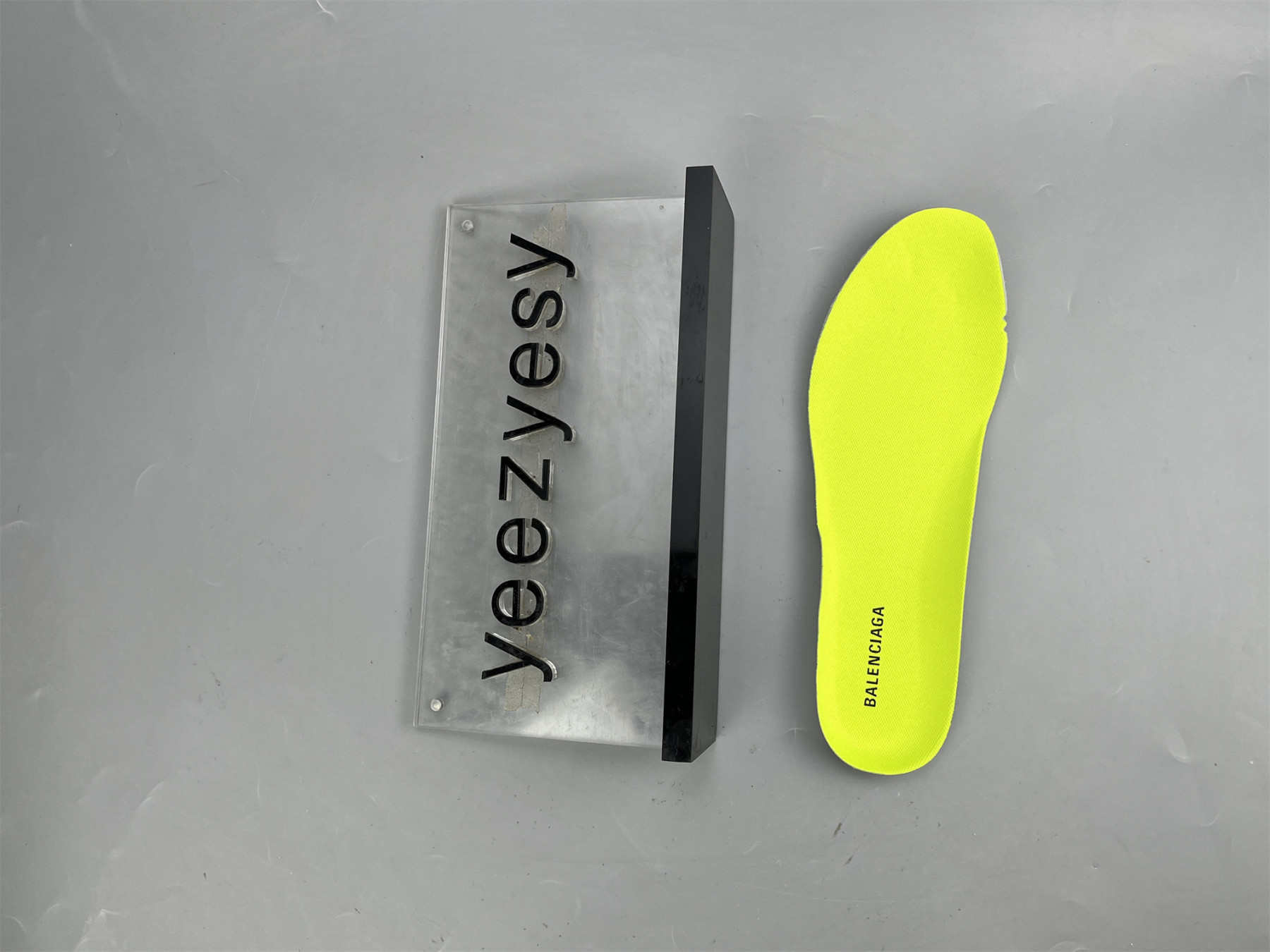 UA RUNNER FLUO YELLOW BLACK