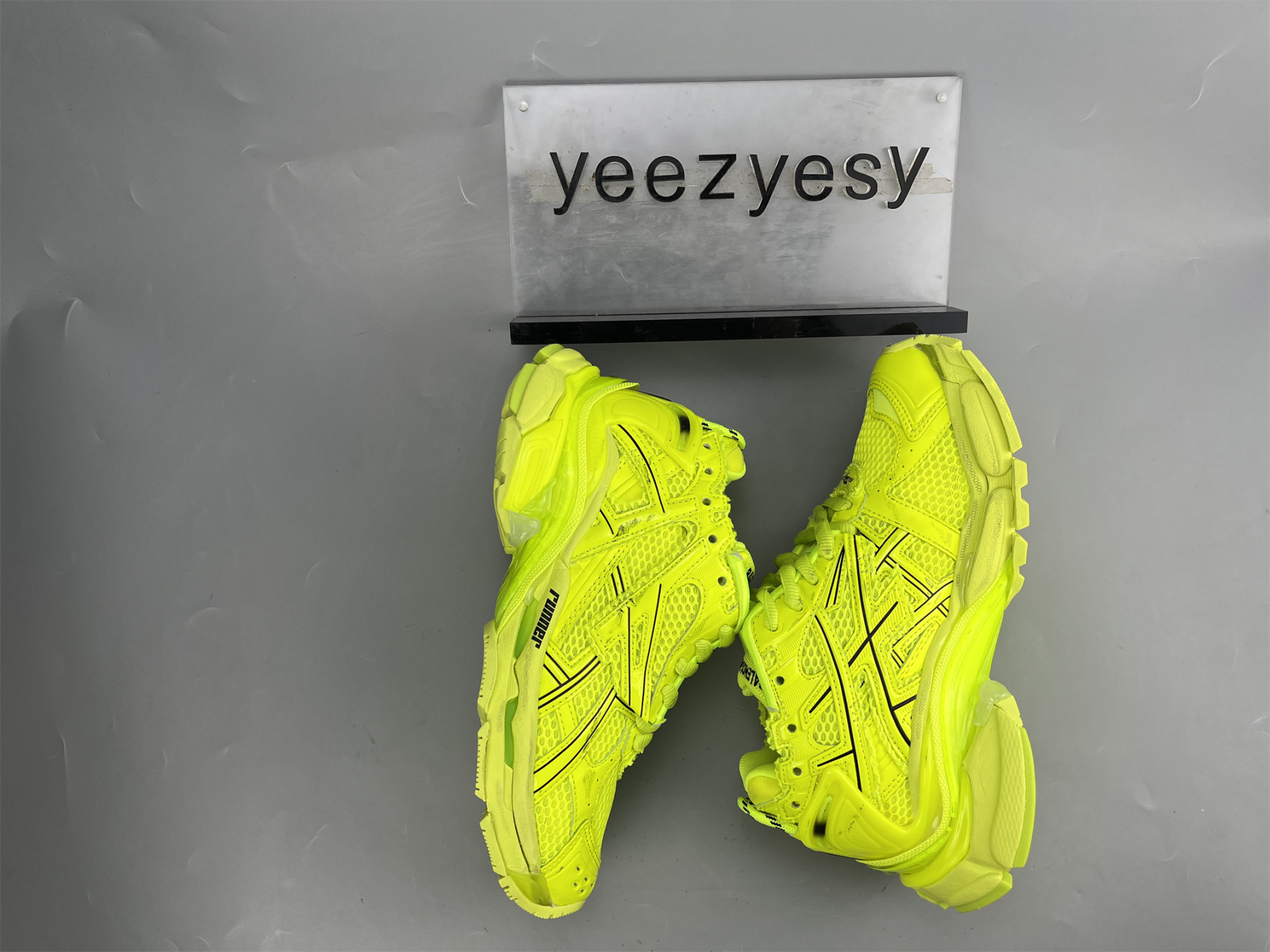 UA RUNNER FLUO YELLOW BLACK