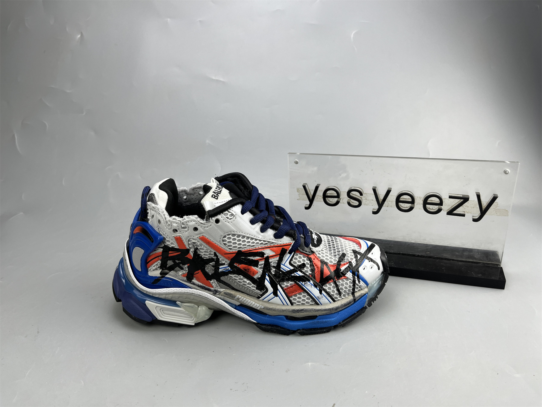 UA RUNNER MULTICOLOR BLACK RED