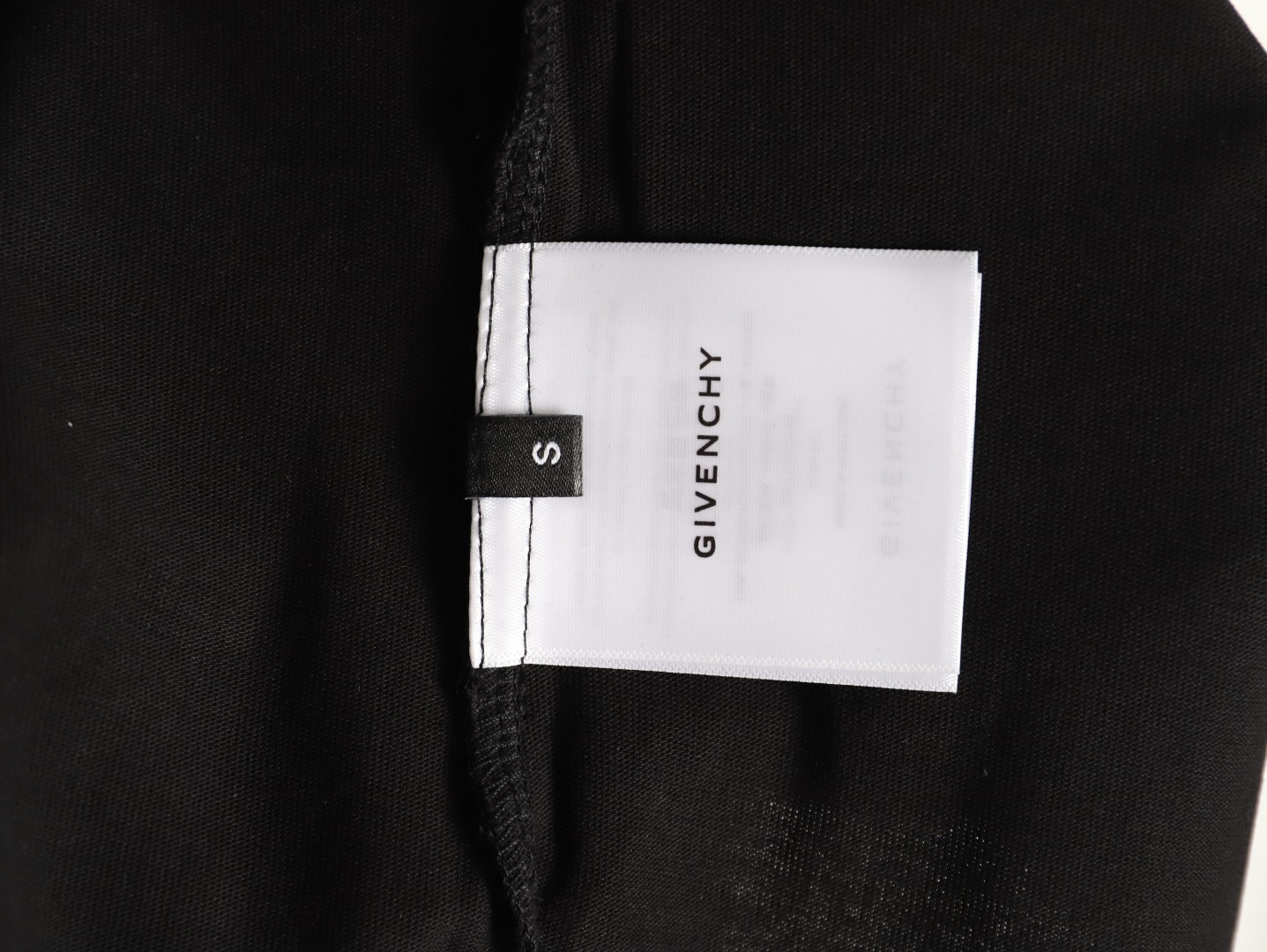 G1uenchy short-sleeved t-shirt