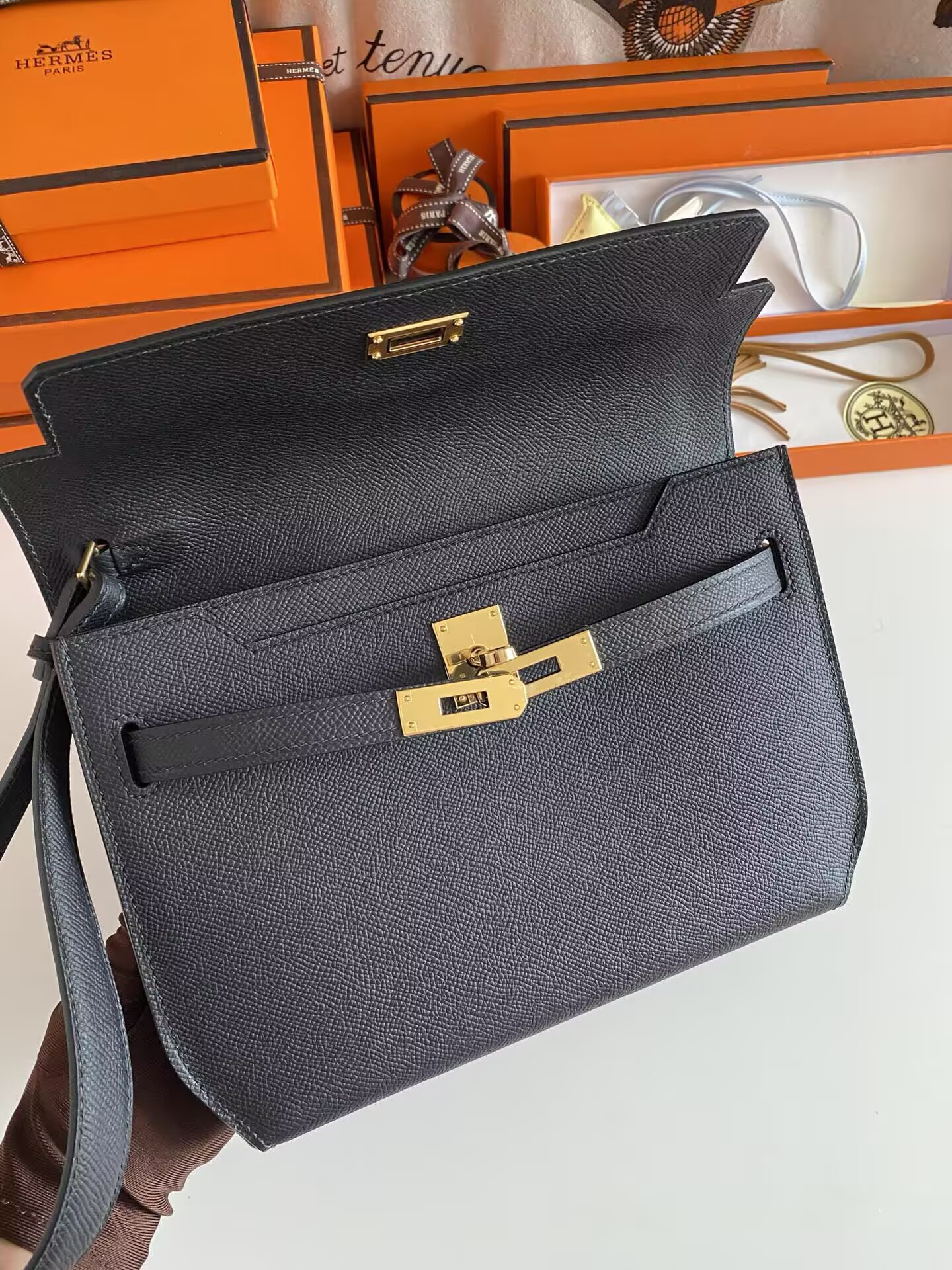 H**me5 kelly depeches epsom 25cm