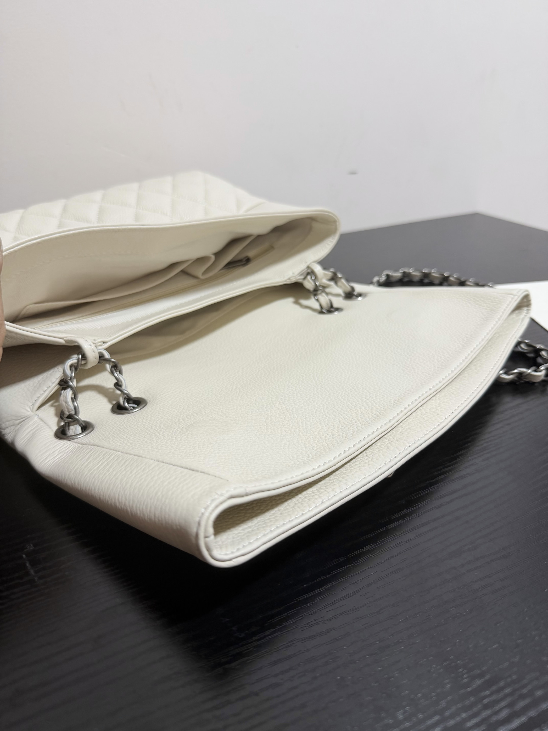 Ch**el hampton flap handbag as7095 32x19x7.5cm