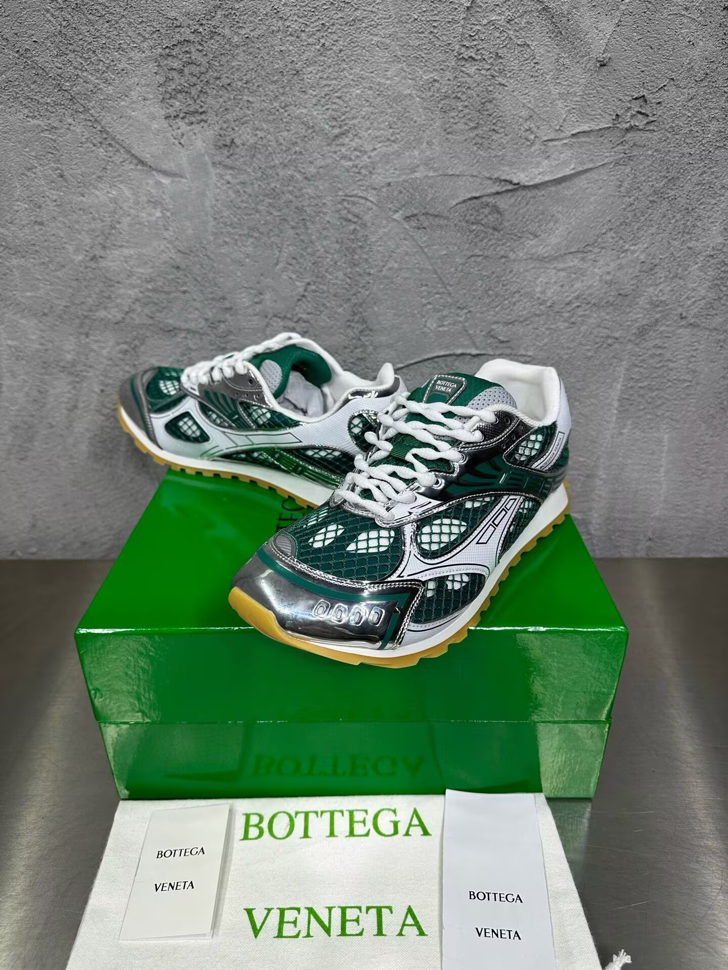 UA B0tt*ga Ven*ta Orbit Sneaker