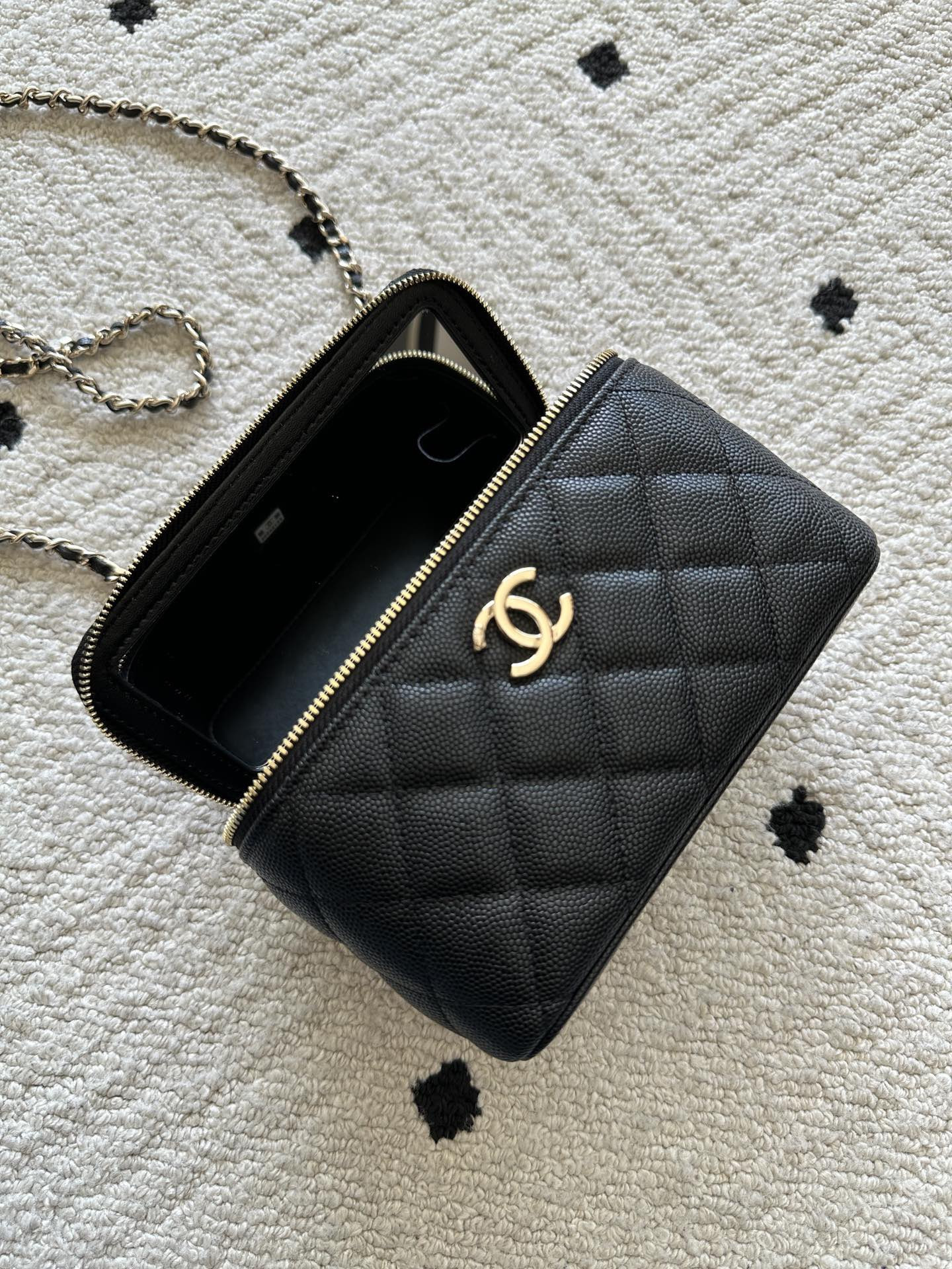 Ch**el classic vanity with chain handbag as4940 17x9.5x8cm
