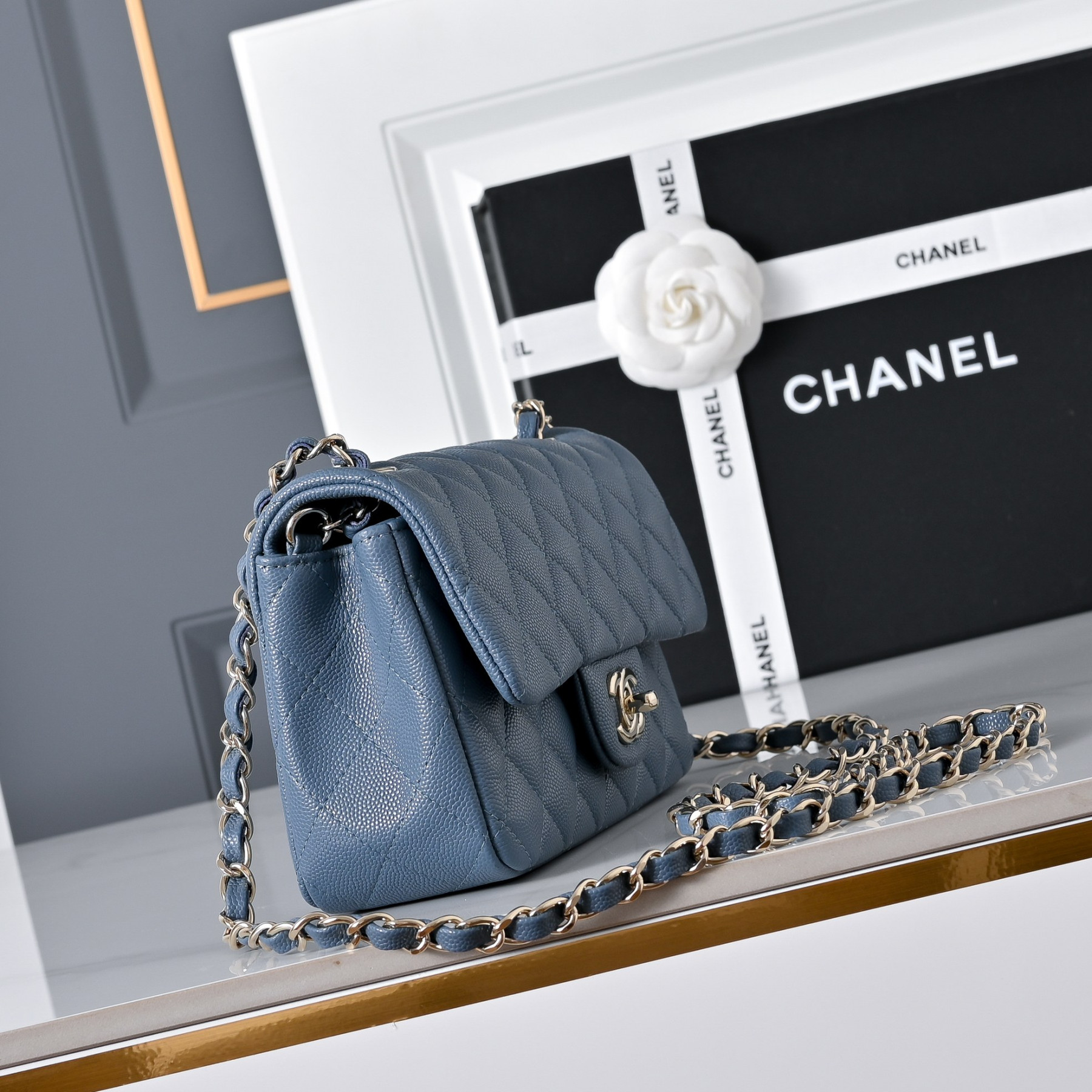 Ch**el mini flap bag a69900 20x12x6cm