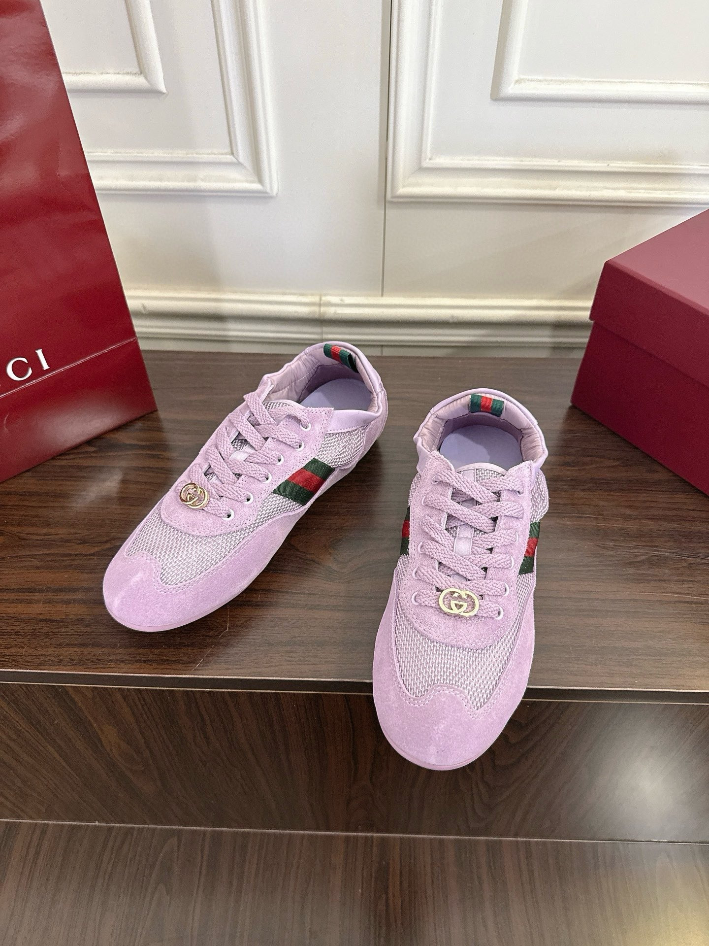 ua Gvc*1 women