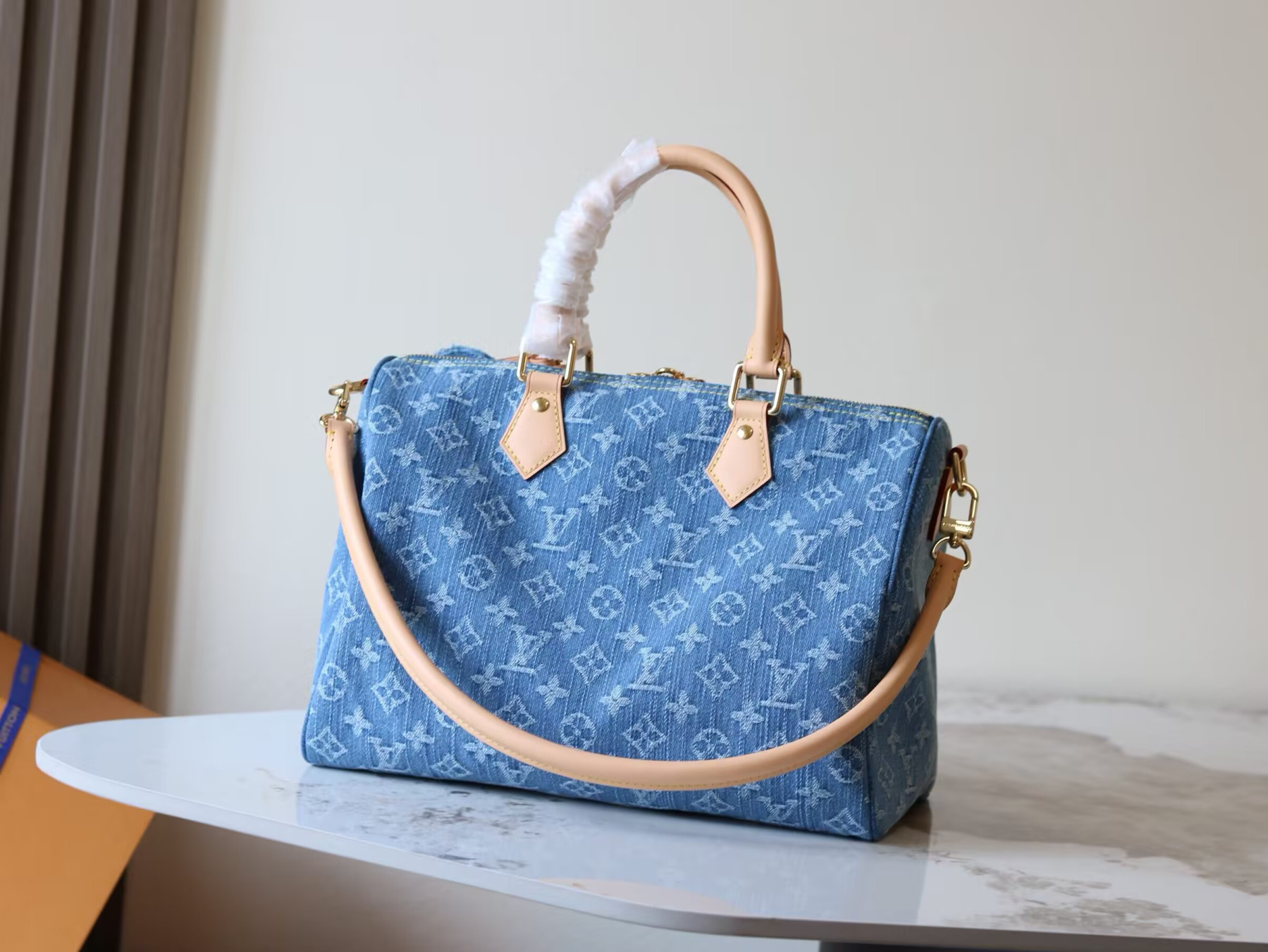 LV Speedy Soft 30 M14430 30x21x17cm