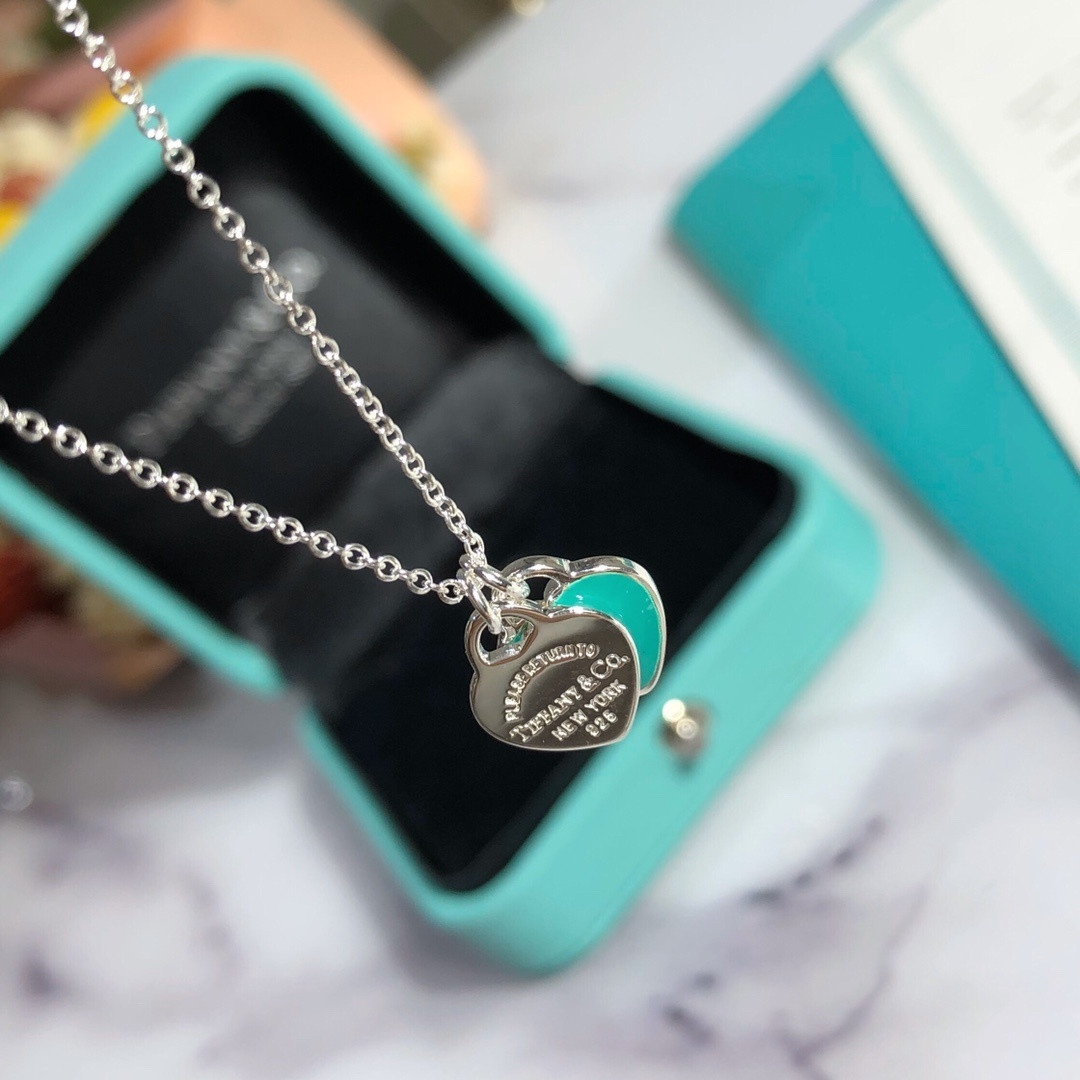 T*f*ny & co. blue double heart tag pendant necklace