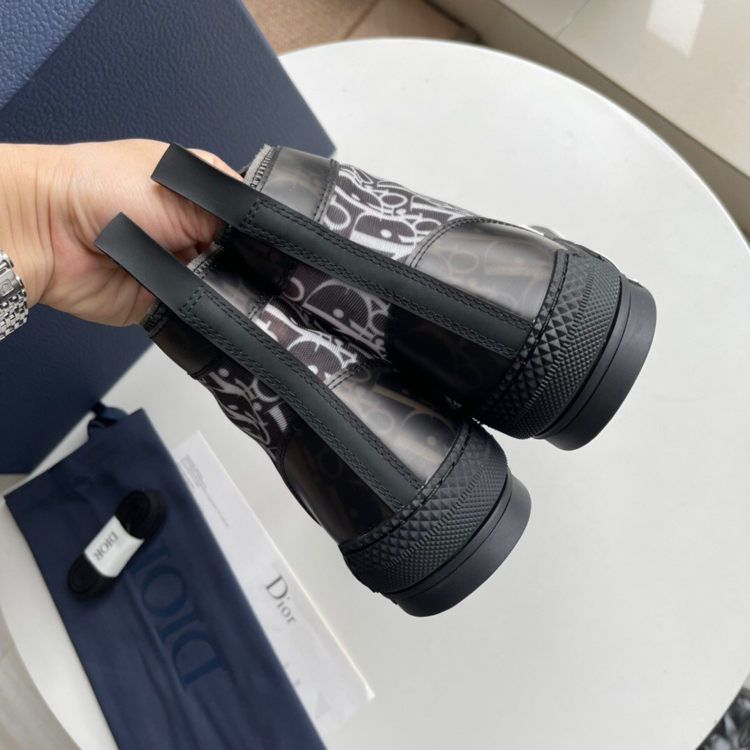 ua D10r b23 high top canva oblique black