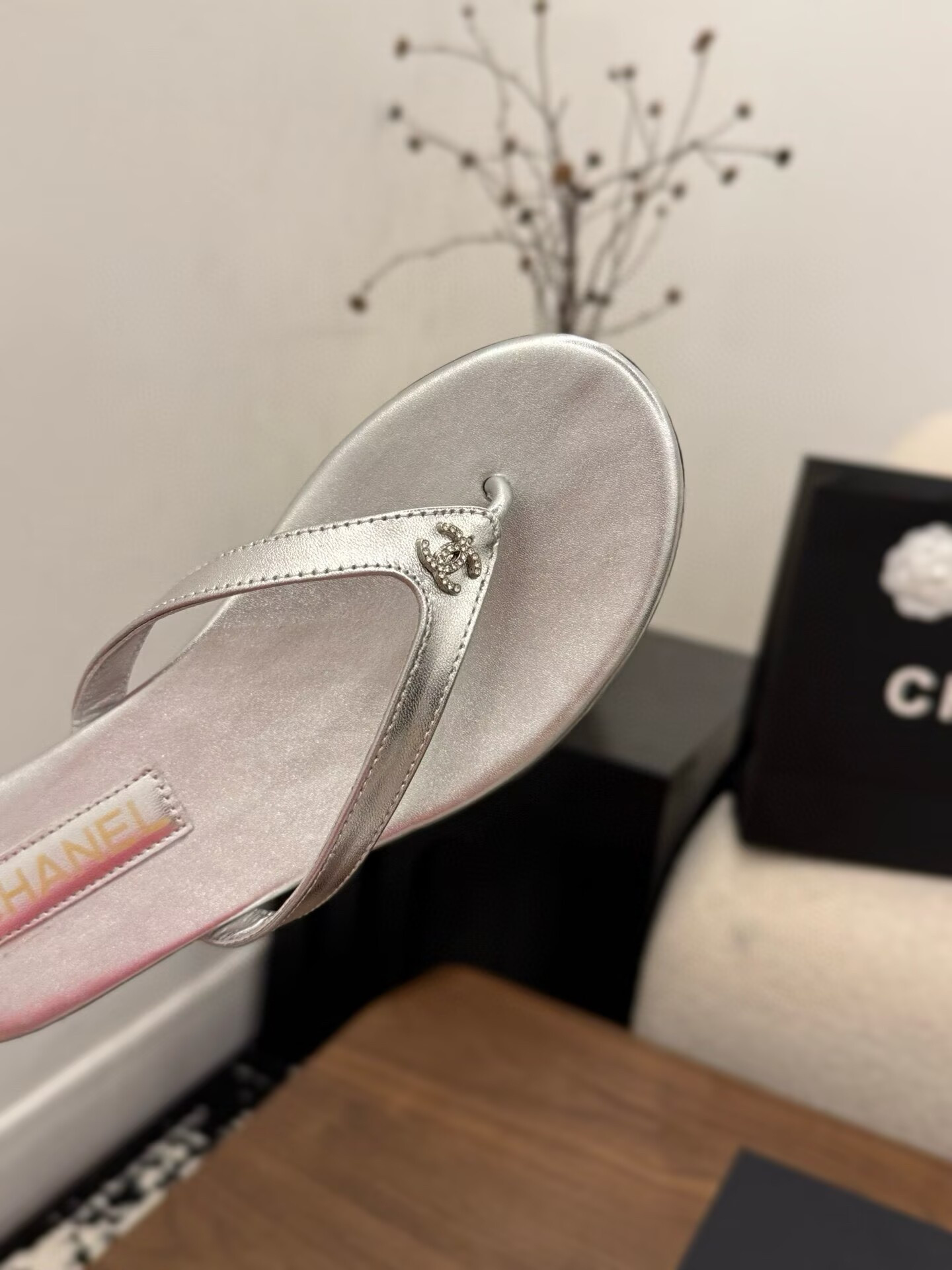 ua Ch**el slides