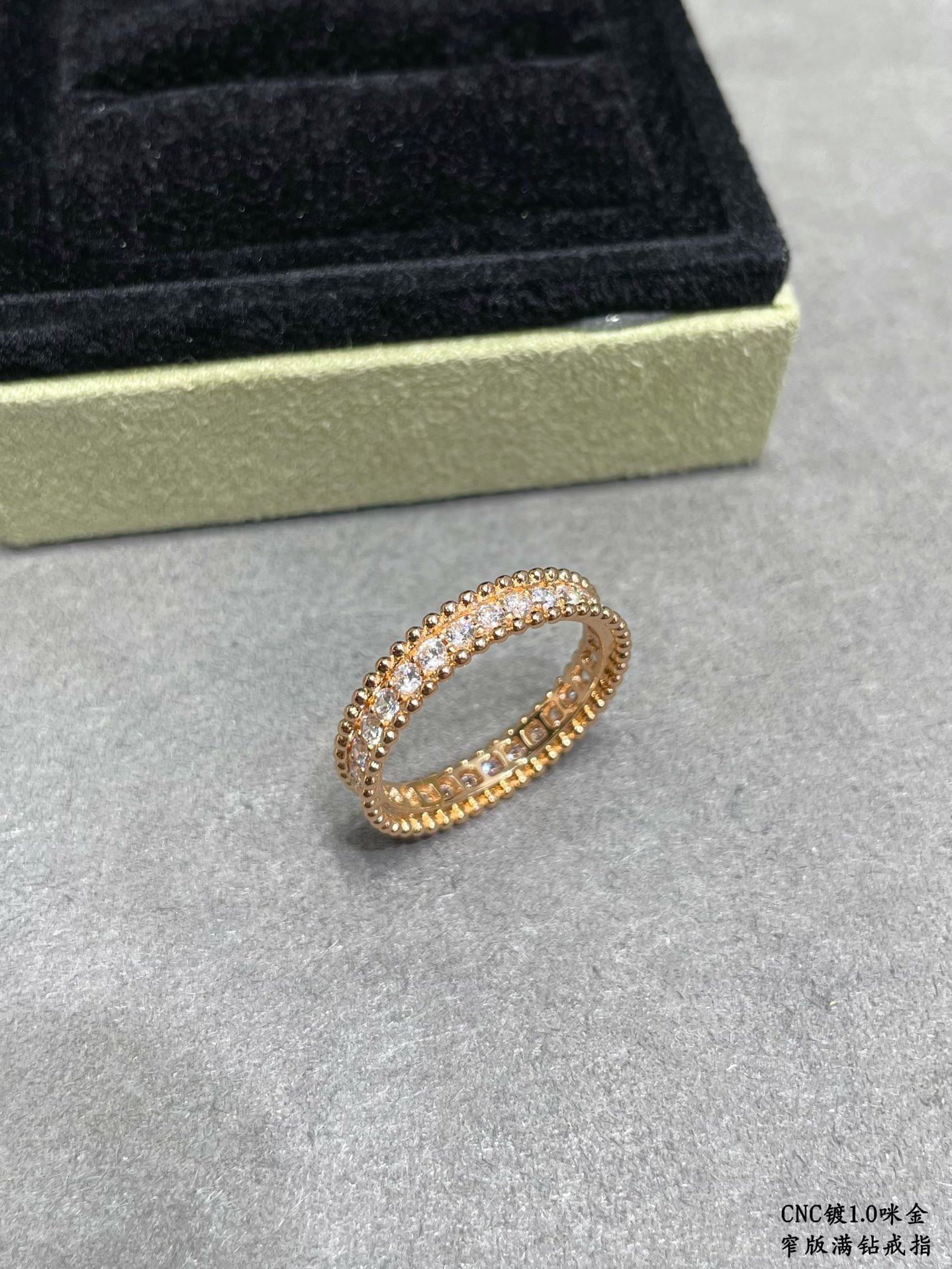 V*n Cl**f & Arpels Narrow version with full D1am0nds Ring