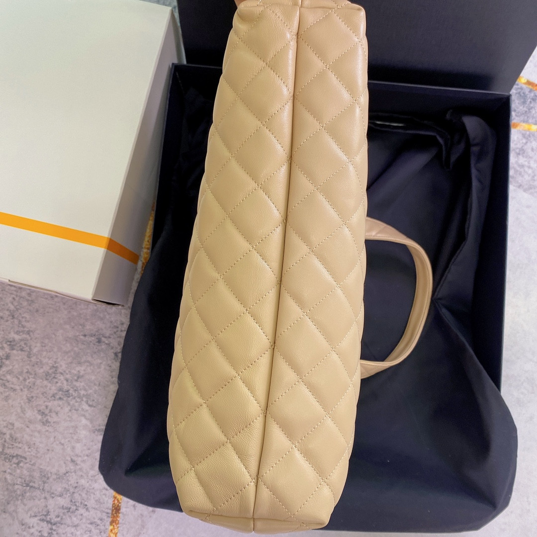 Y51 ICARE MAXI SHOPPING BAG IN QUILTED LAMBSKIN