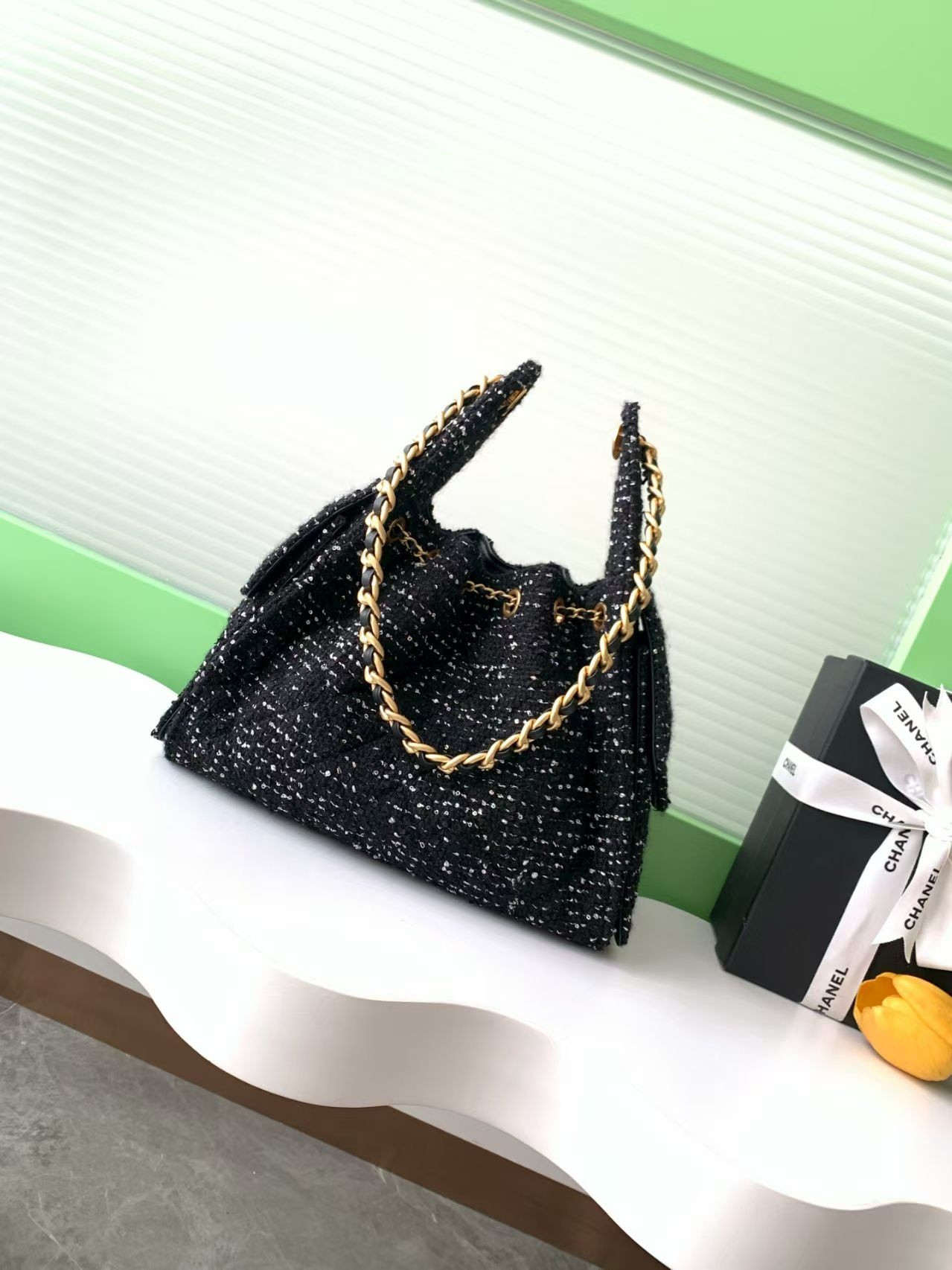 Ch**el 25 Bucket Tweed Bag 26x30x14cm