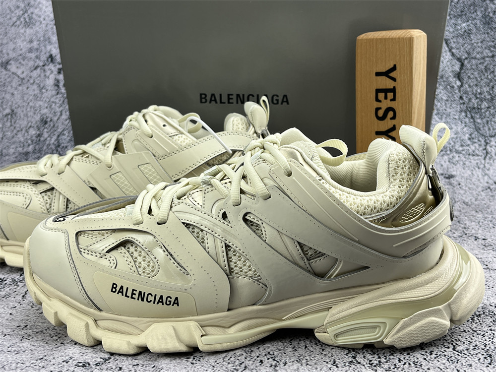 UA TRACK SNEAKER BEIGE JERSEY BLACK