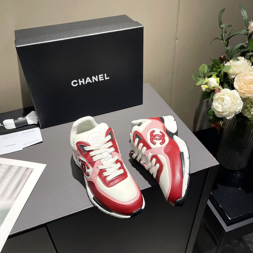 UA Ch**el SNEAKERS