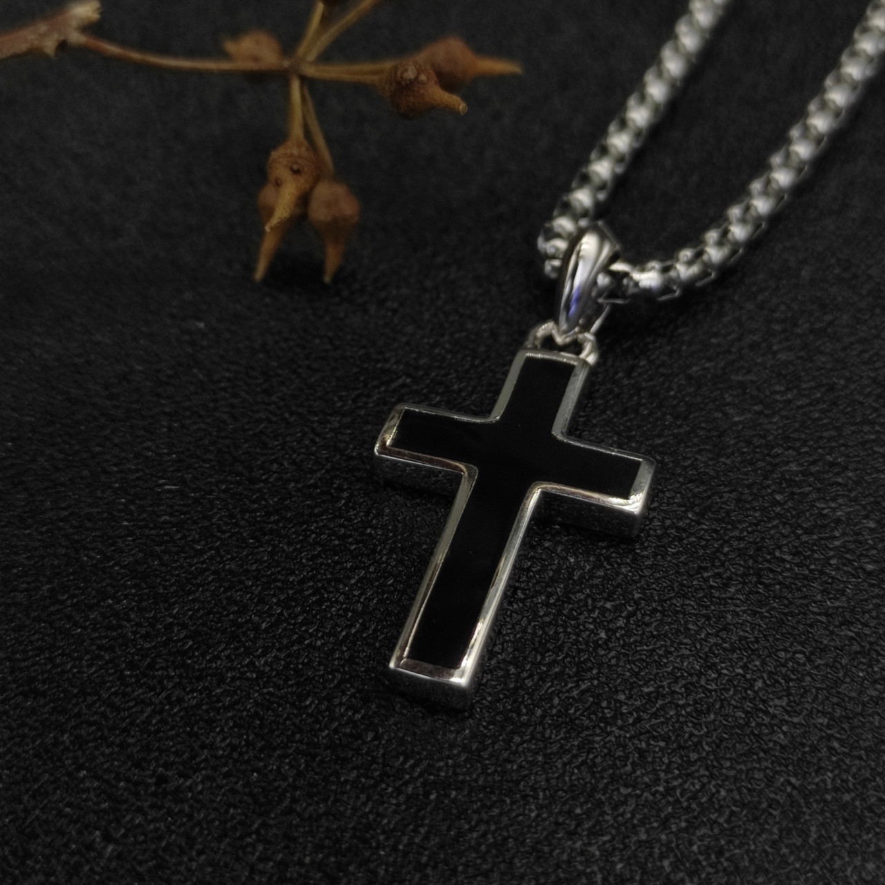dau1d Yvrm*n black cross necklace(chain length 50+5cm delay chain chain thickness 3mm)
