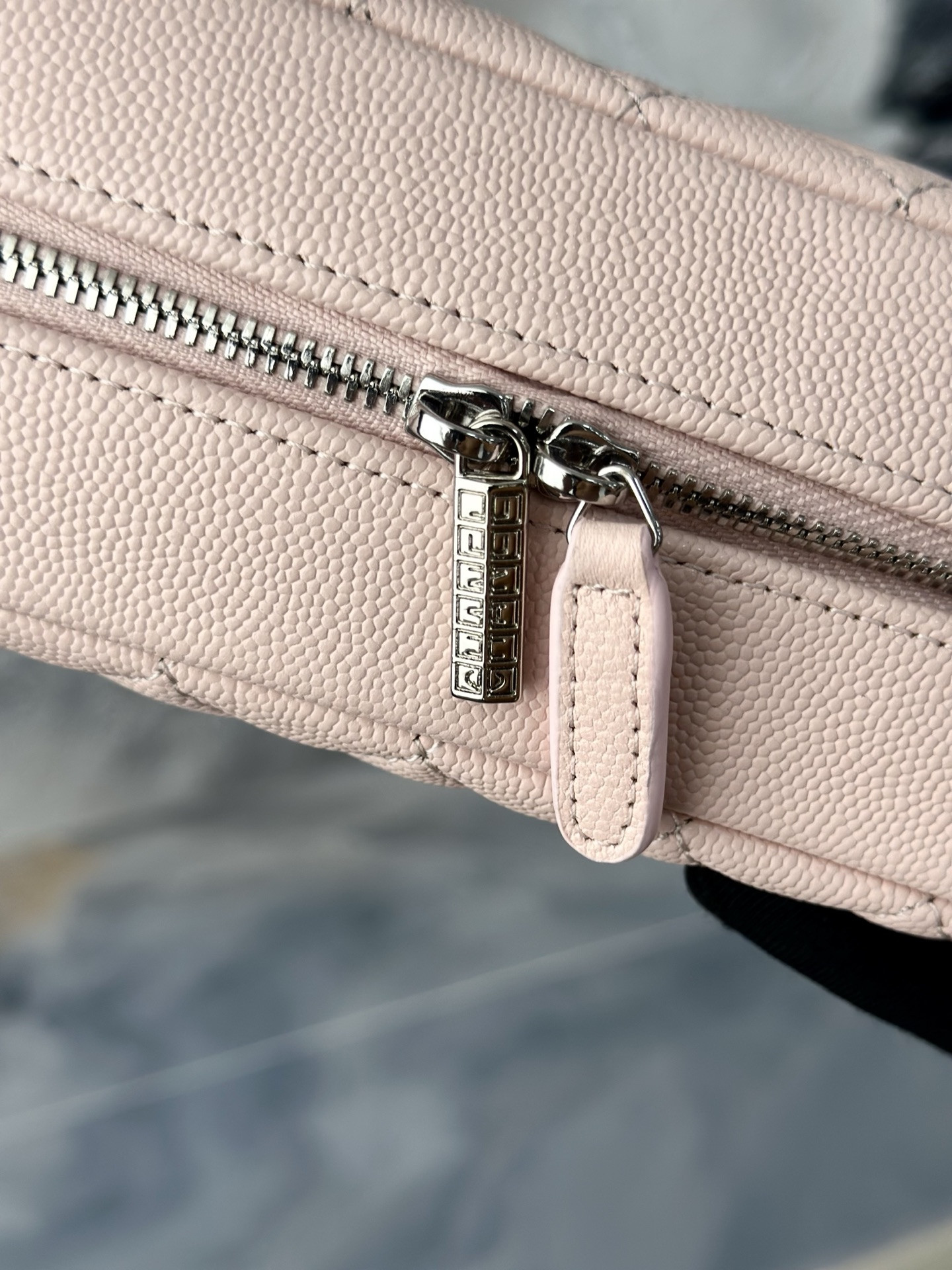 Ch**el pouch bag a31105 21x6x14cm