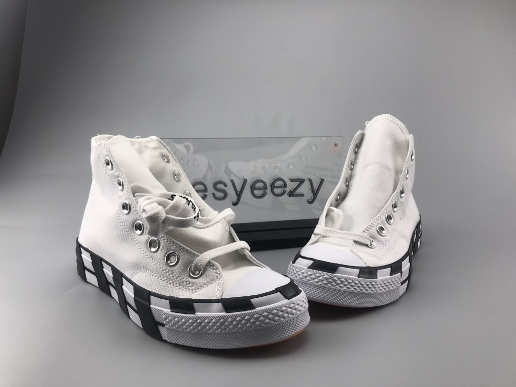UA OFF WHITE CONVERSE CHUCK 70