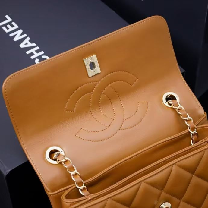 Ch**el flap bag with top handle 17x25x12cm