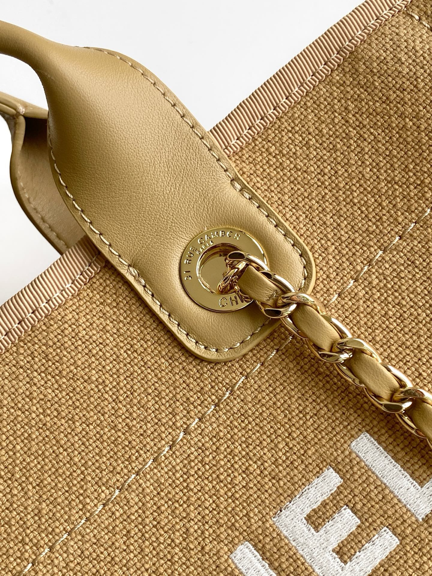 Ch**el deauville tote shopping bag 33x22x13cm