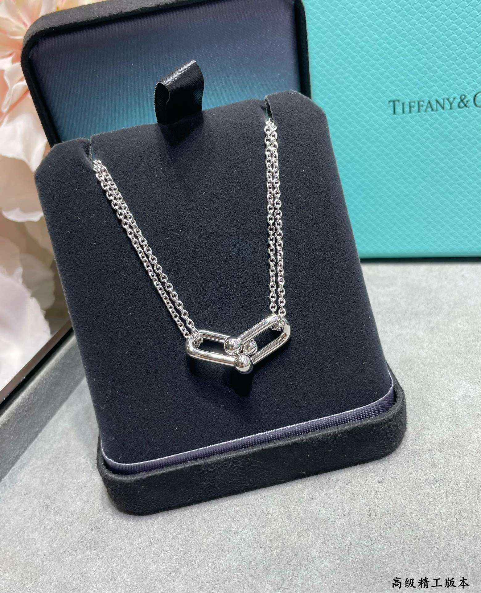 T*f*ny & co. double hoop polished stirrup necklace