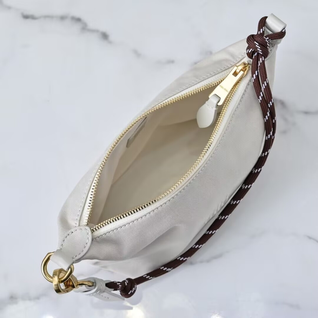 M1v M1v gabardine pouch 14x18.5x10cm