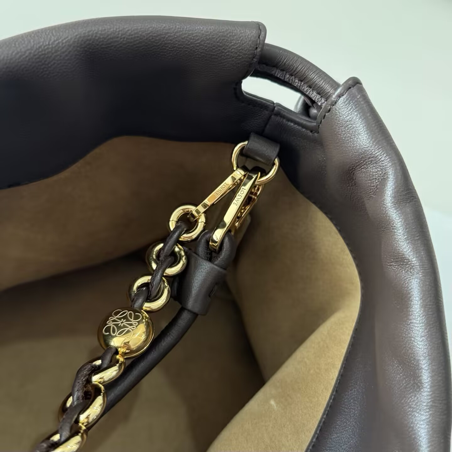 L0ew* medium flamenco purse in mellow nappa lambskin 30x10.5x20cm